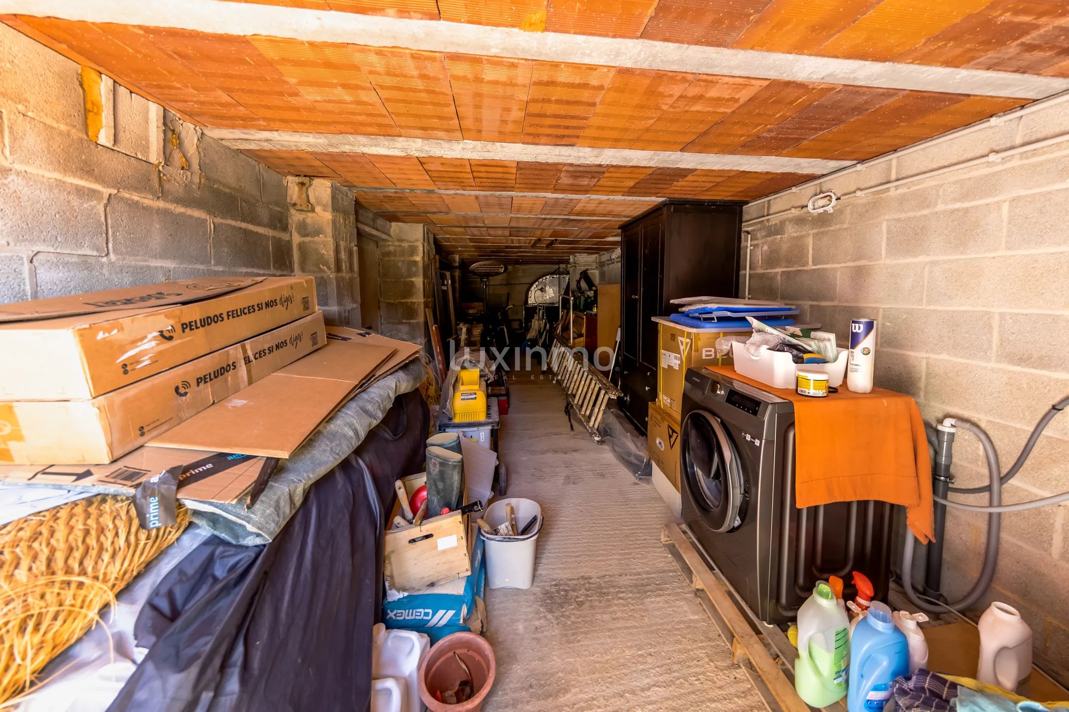 Очаровательная средиземноморская финка с частным бассейном и потрясающим видом на горы в Реллеу — photo 28