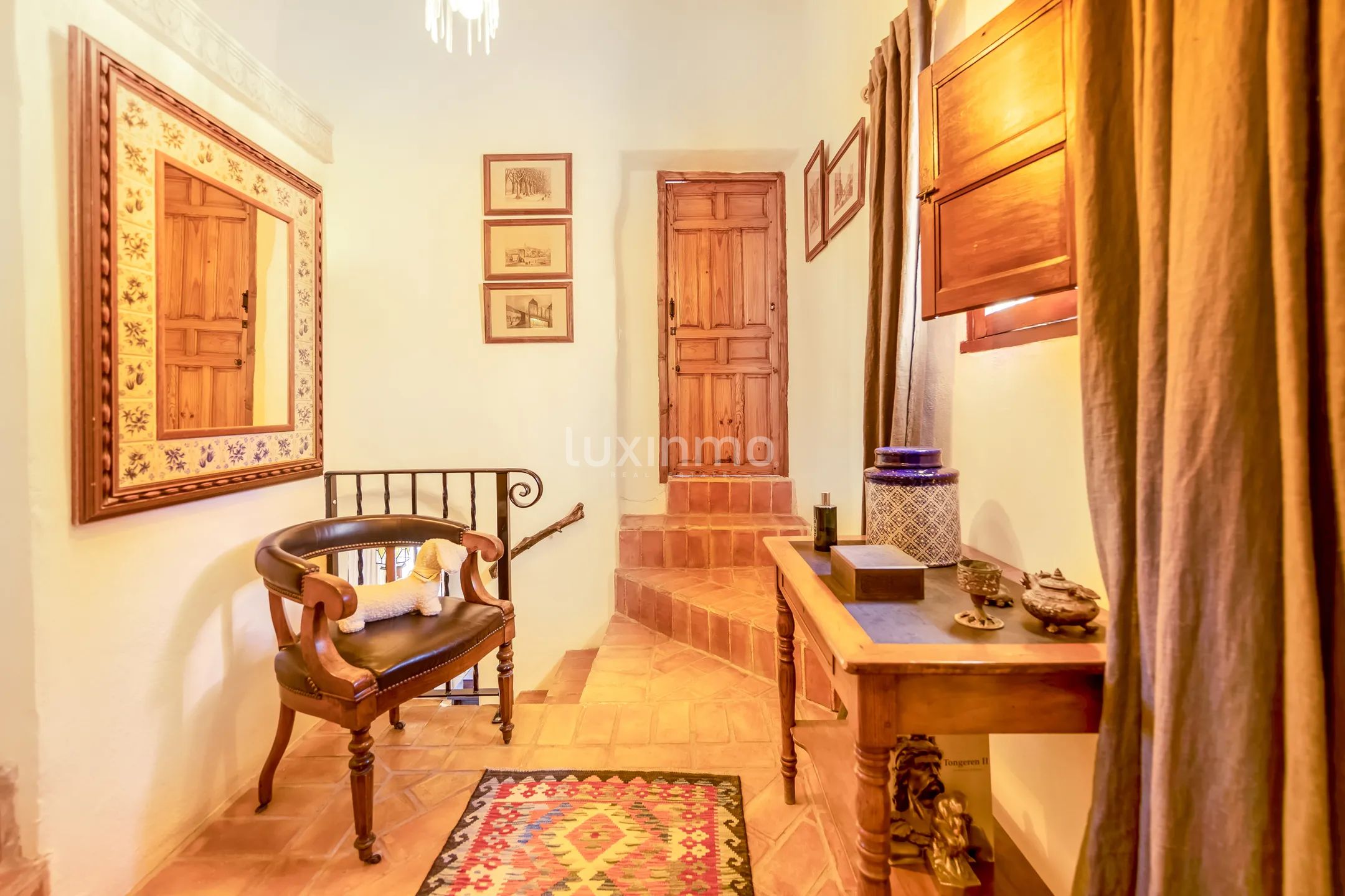 Очаровательная средиземноморская финка с частным бассейном и потрясающим видом на горы в Реллеу — photo 12