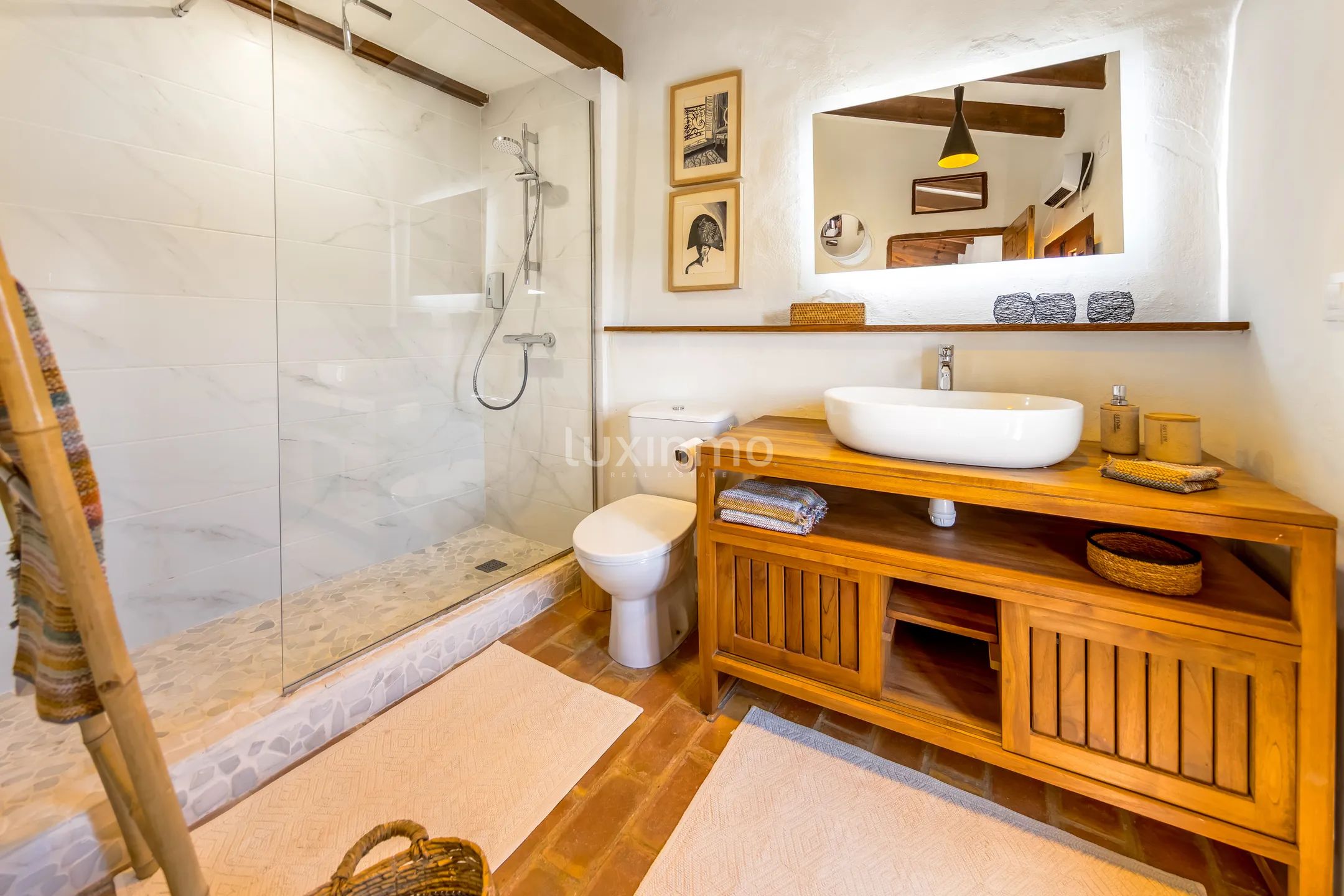 Очаровательная средиземноморская финка с частным бассейном и потрясающим видом на горы в Реллеу — photo 16