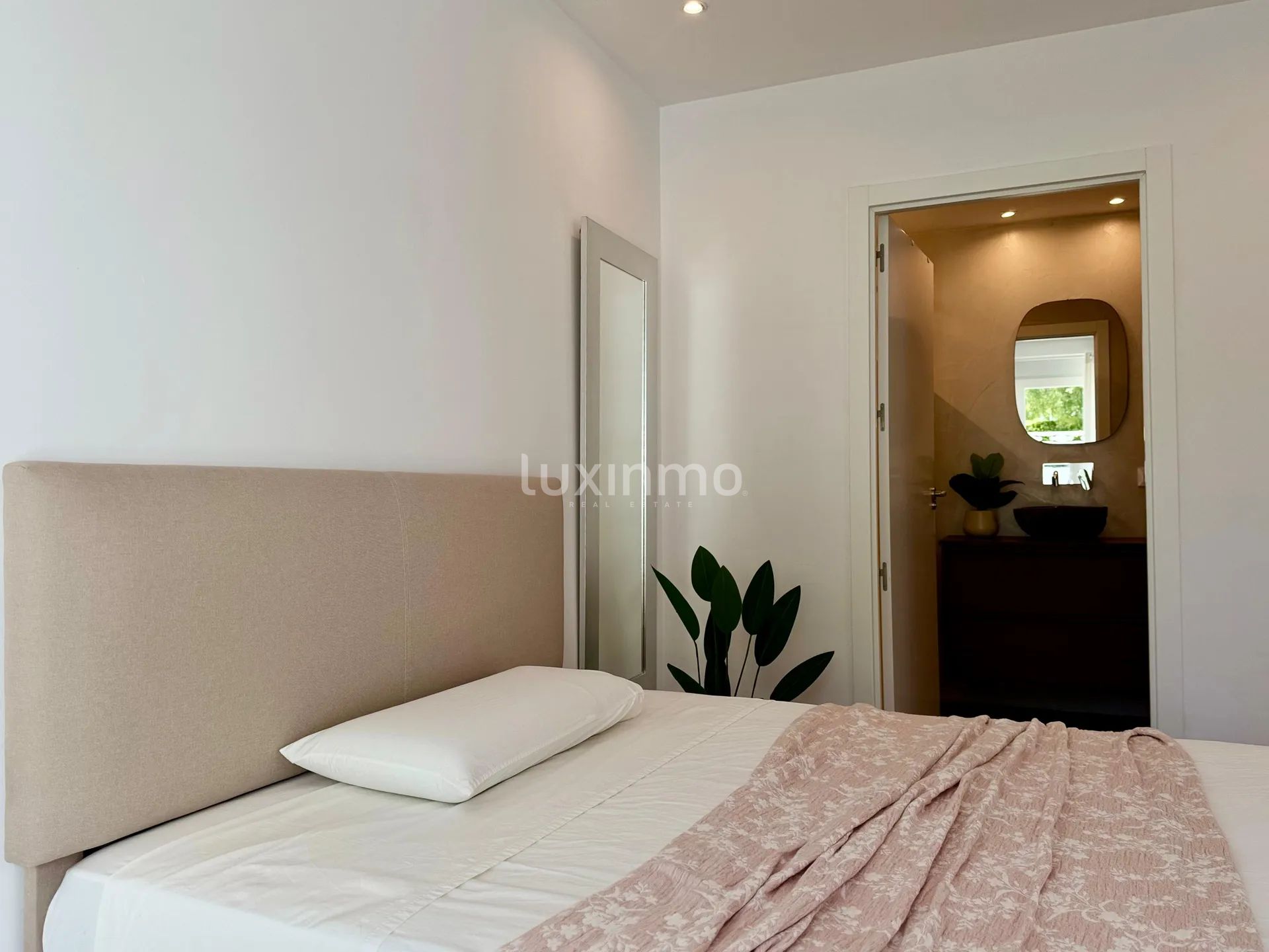 Moderne 2-Schlafzimmer-Wohnung in Altea — photo 20
