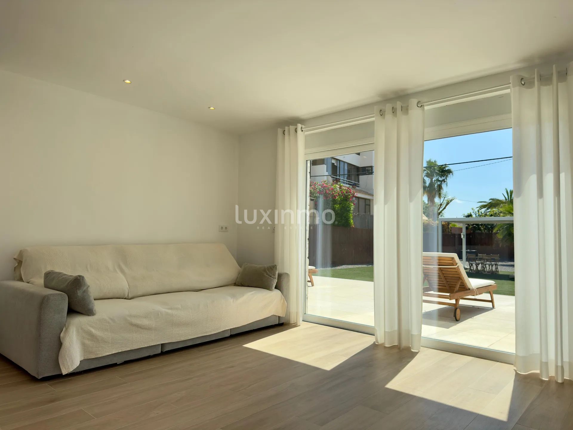 Moderne 2-Schlafzimmer-Wohnung in Altea — photo 7