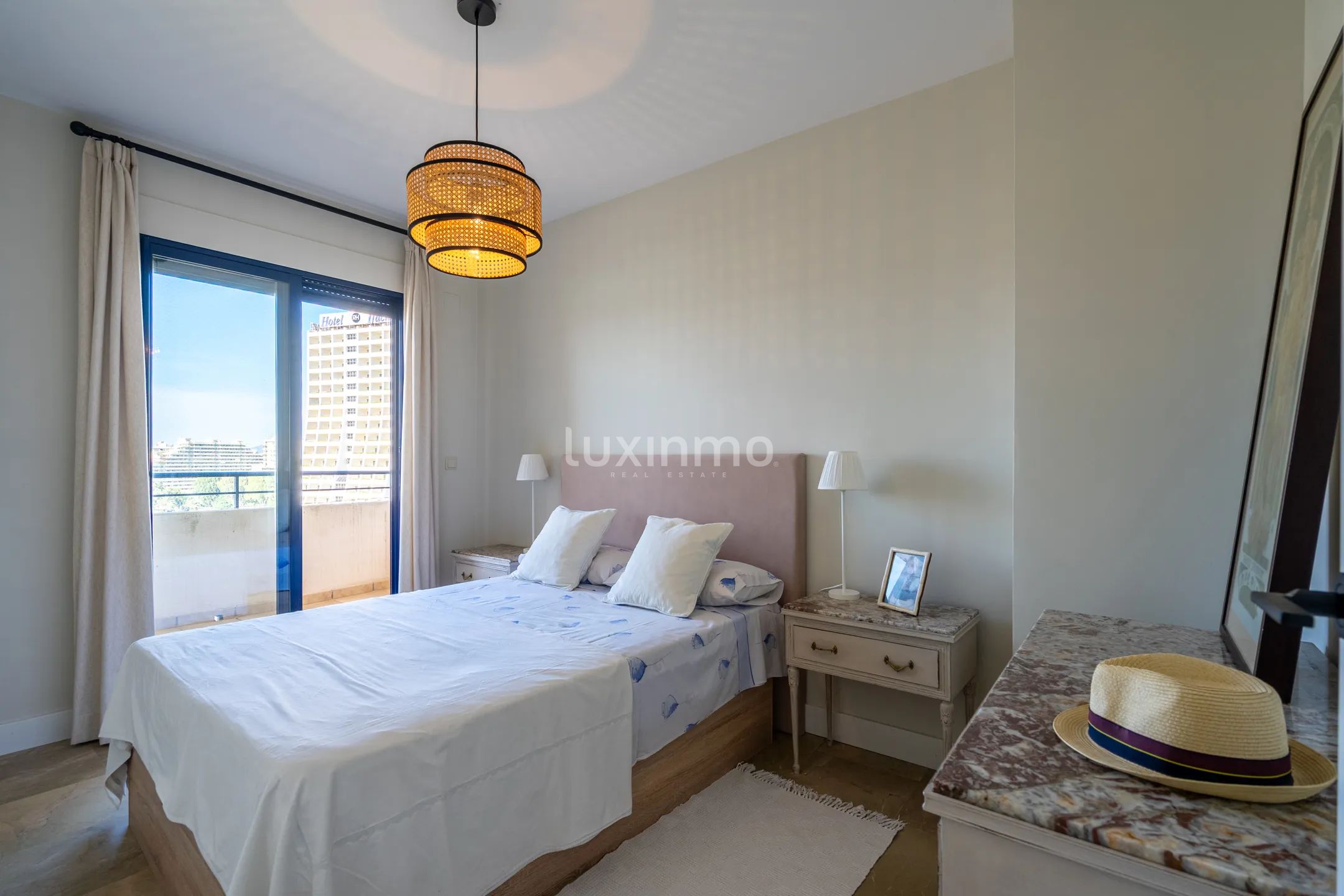 Superbe appartement de 2 chambres avec vue sur la mer et la montagne à Puerto Calpe — photo 14