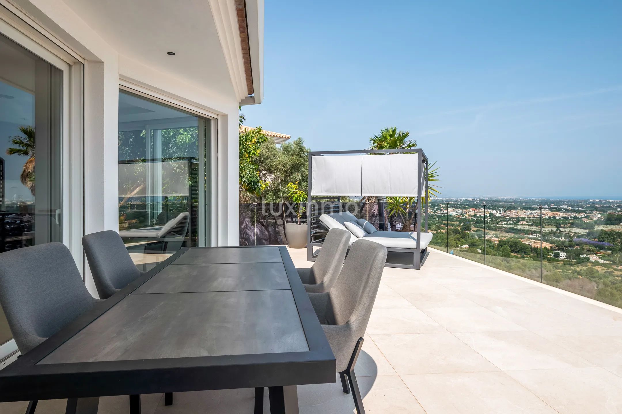 Роскошная вилла с панорамным видом на море в Ла-Педрера, Дения — photo 13