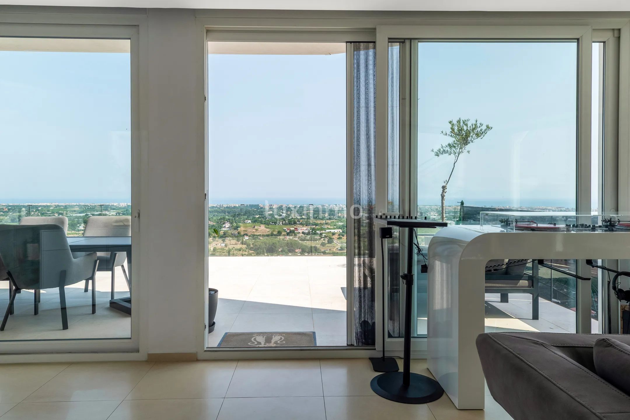 Роскошная вилла с панорамным видом на море в Ла-Педрера, Дения — photo 12