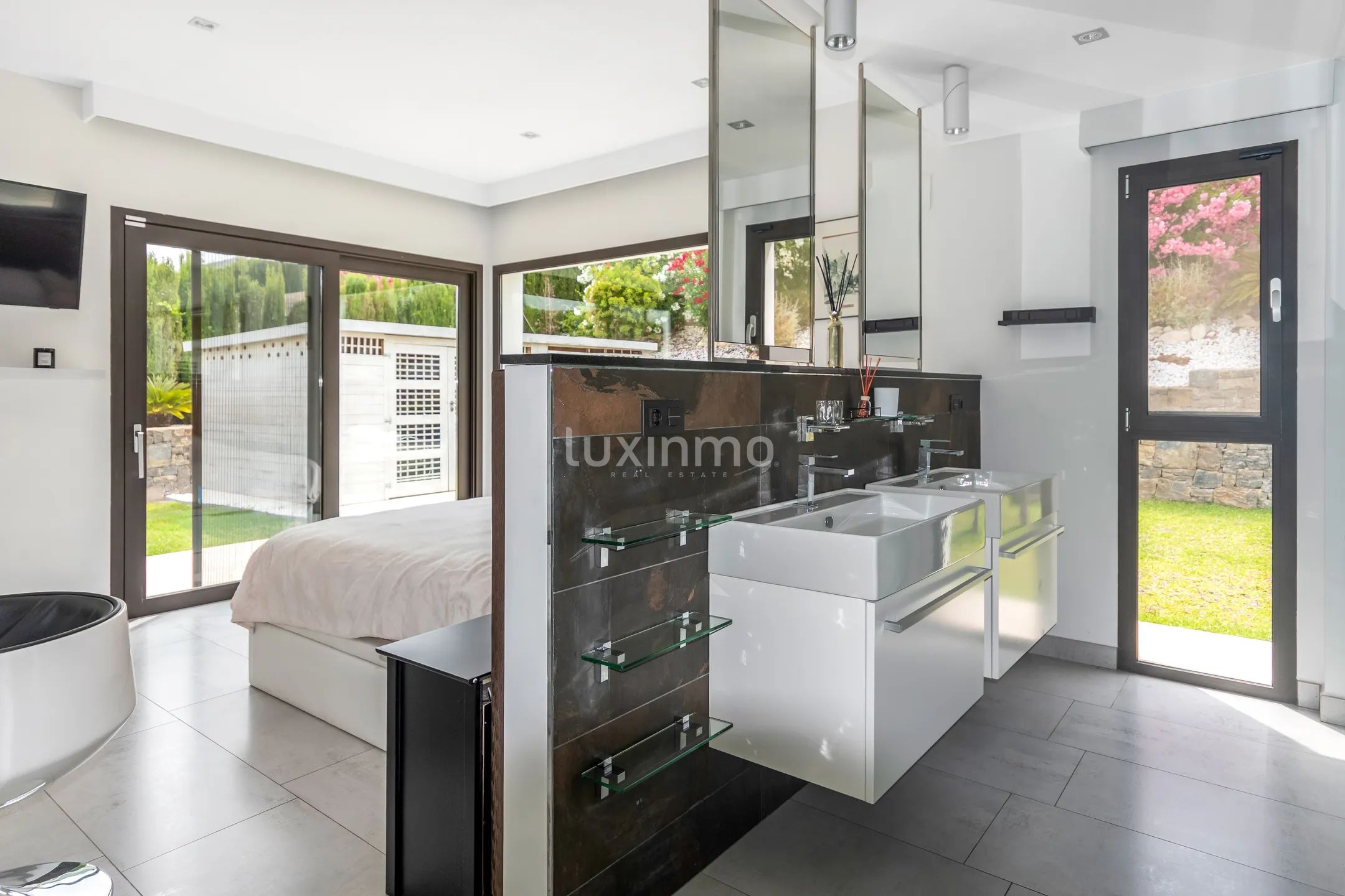 Moderne Luxusvilla mit Meerblick in Jávea — photo 22