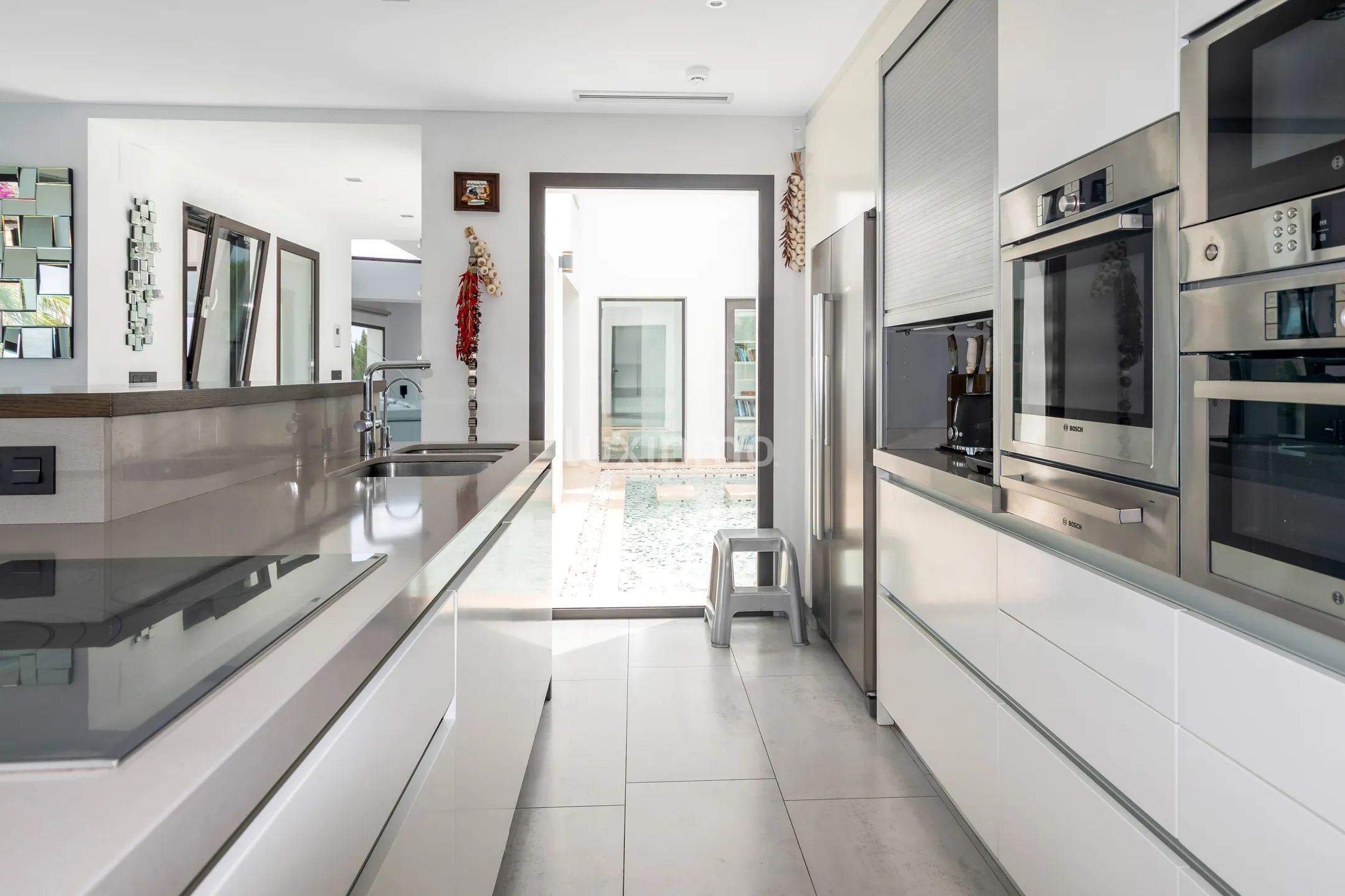 Moderne Luxusvilla mit Meerblick in Jávea — photo 16