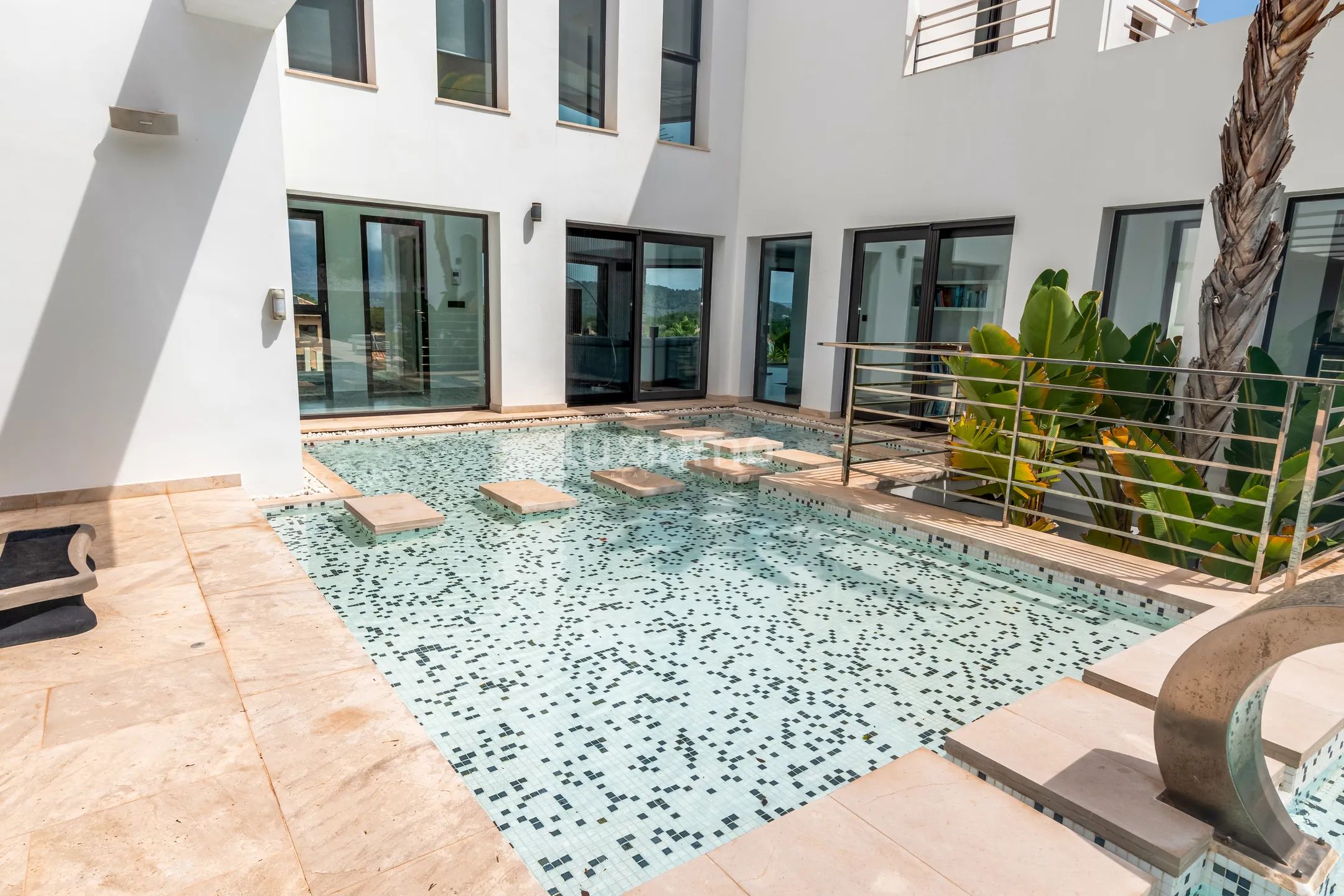 Moderne Luxusvilla mit Meerblick in Jávea — photo 44