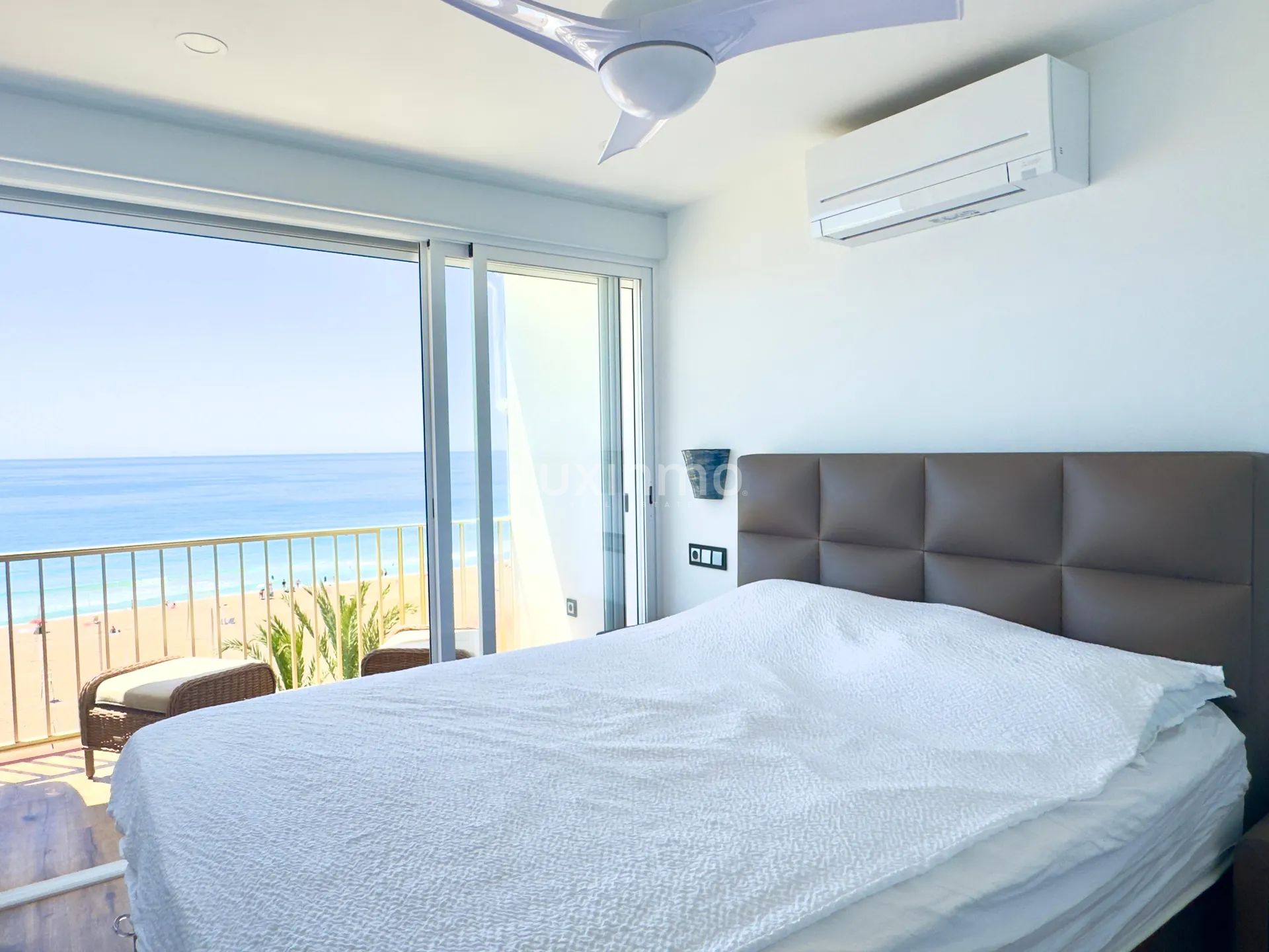 Modern lägenhet vid havet på Poniente Beach, Benidorm — photo 5