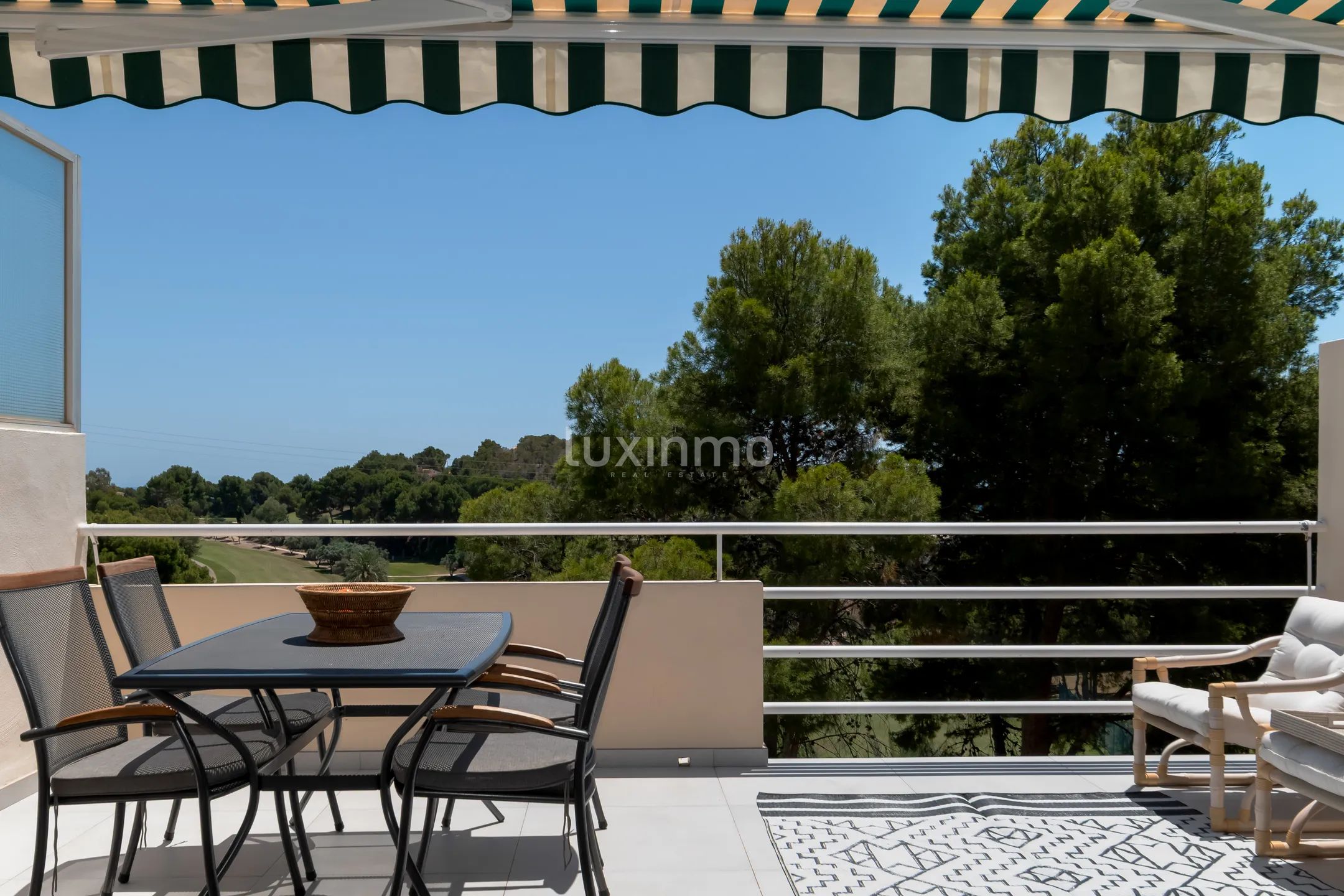 Charmant appartement sur le terrain de golf avec vue à Altea la Vella — photo 2