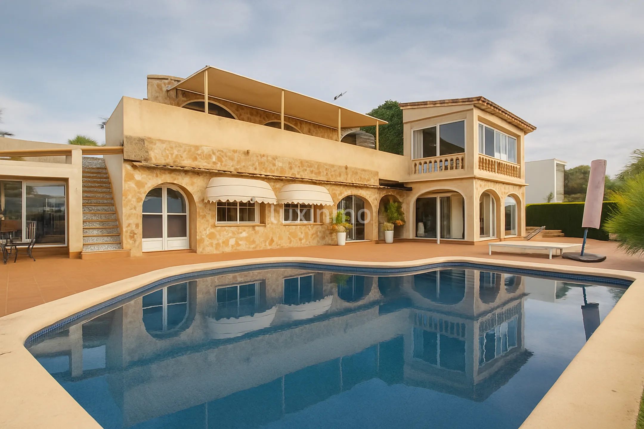 Exclusive mediterranean villa with sea views in Moraira — photo 2