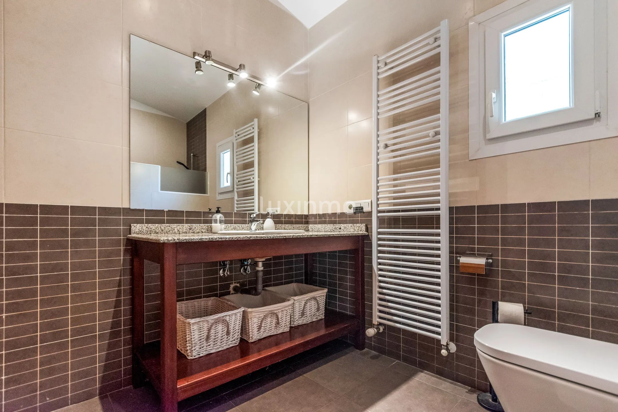 Красивая вилла с бассейном в аренду в Бенидорме — photo 20