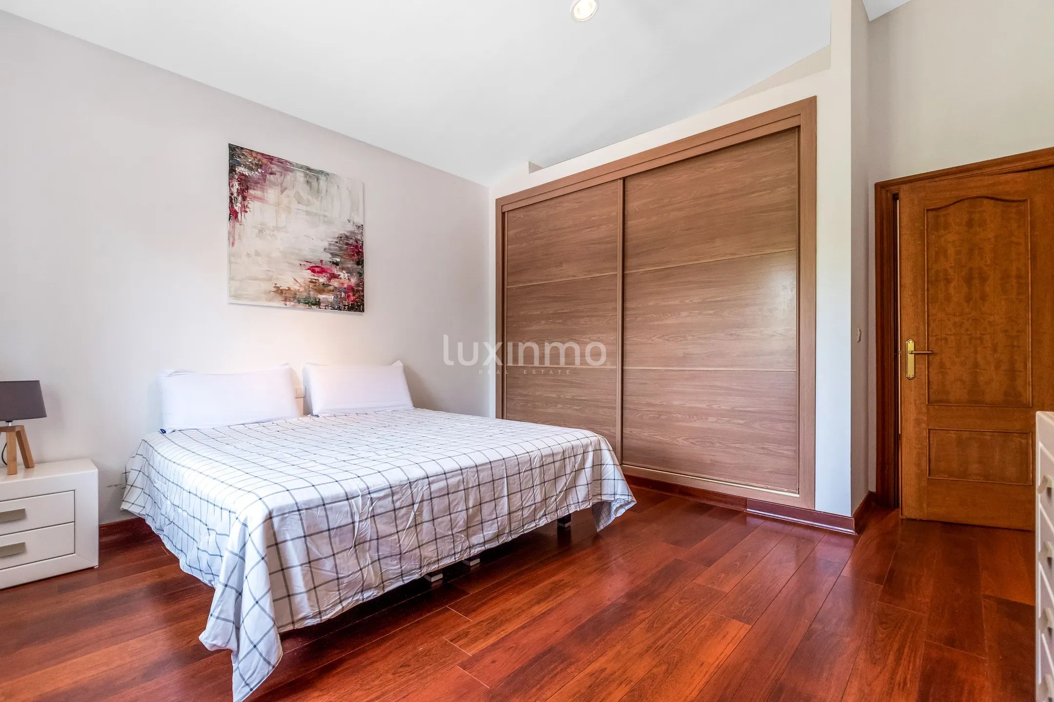 Красивая вилла с бассейном в аренду в Бенидорме — photo 13