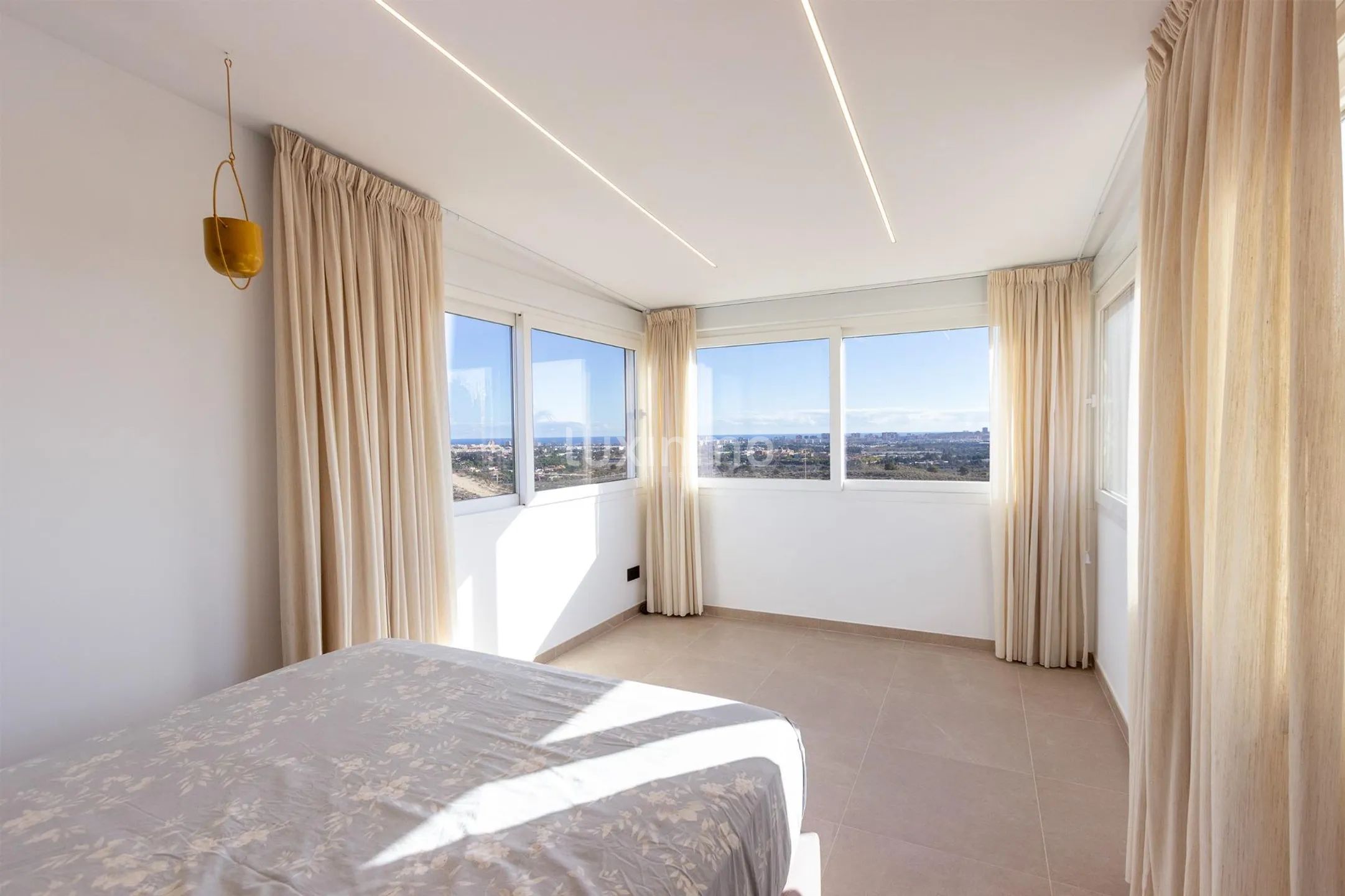 Location avec option d'achat Maison de ville moderne avec vue parfaite — photo 24