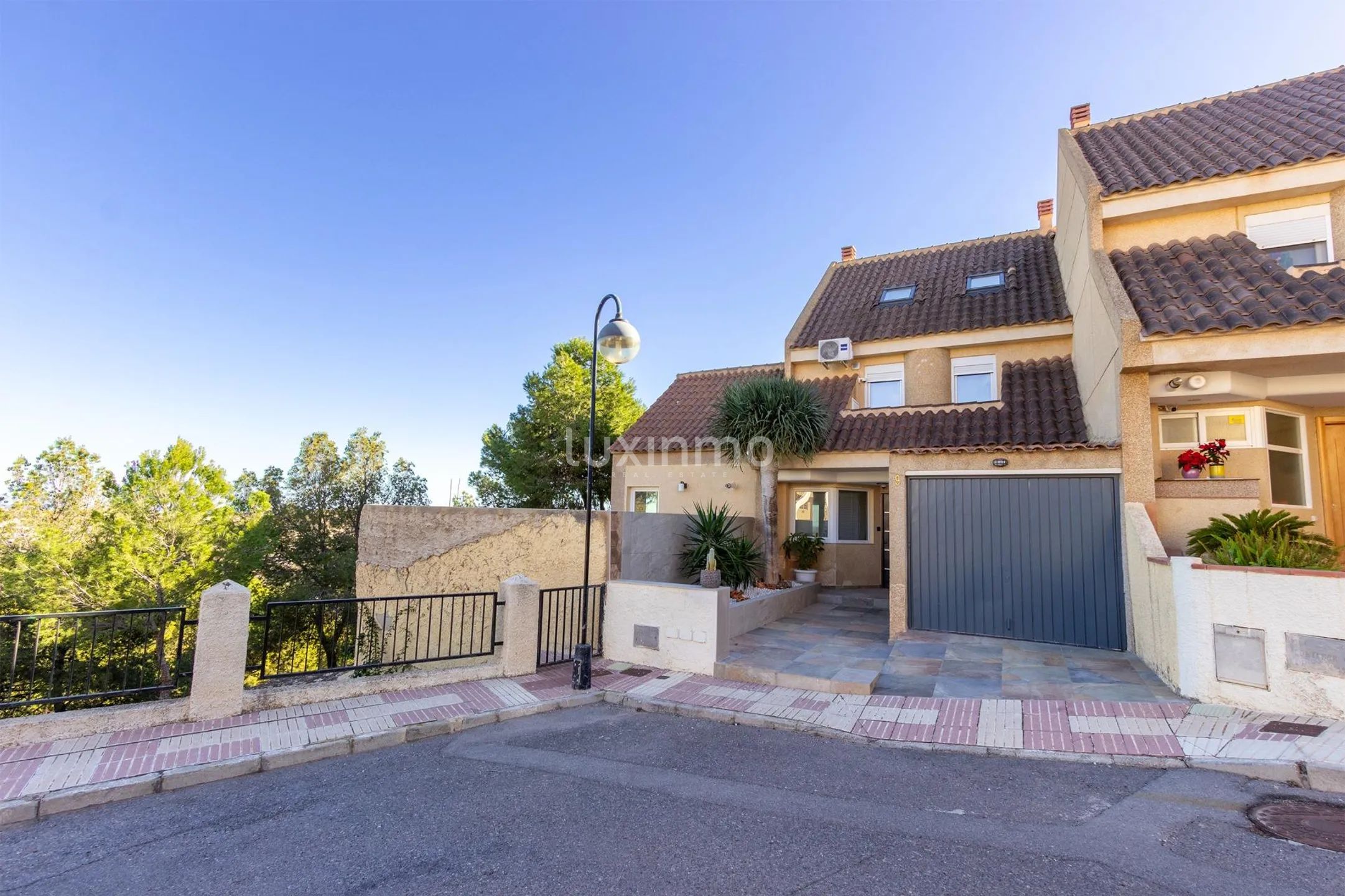 Location avec option d'achat Maison de ville moderne avec vue parfaite — photo 39