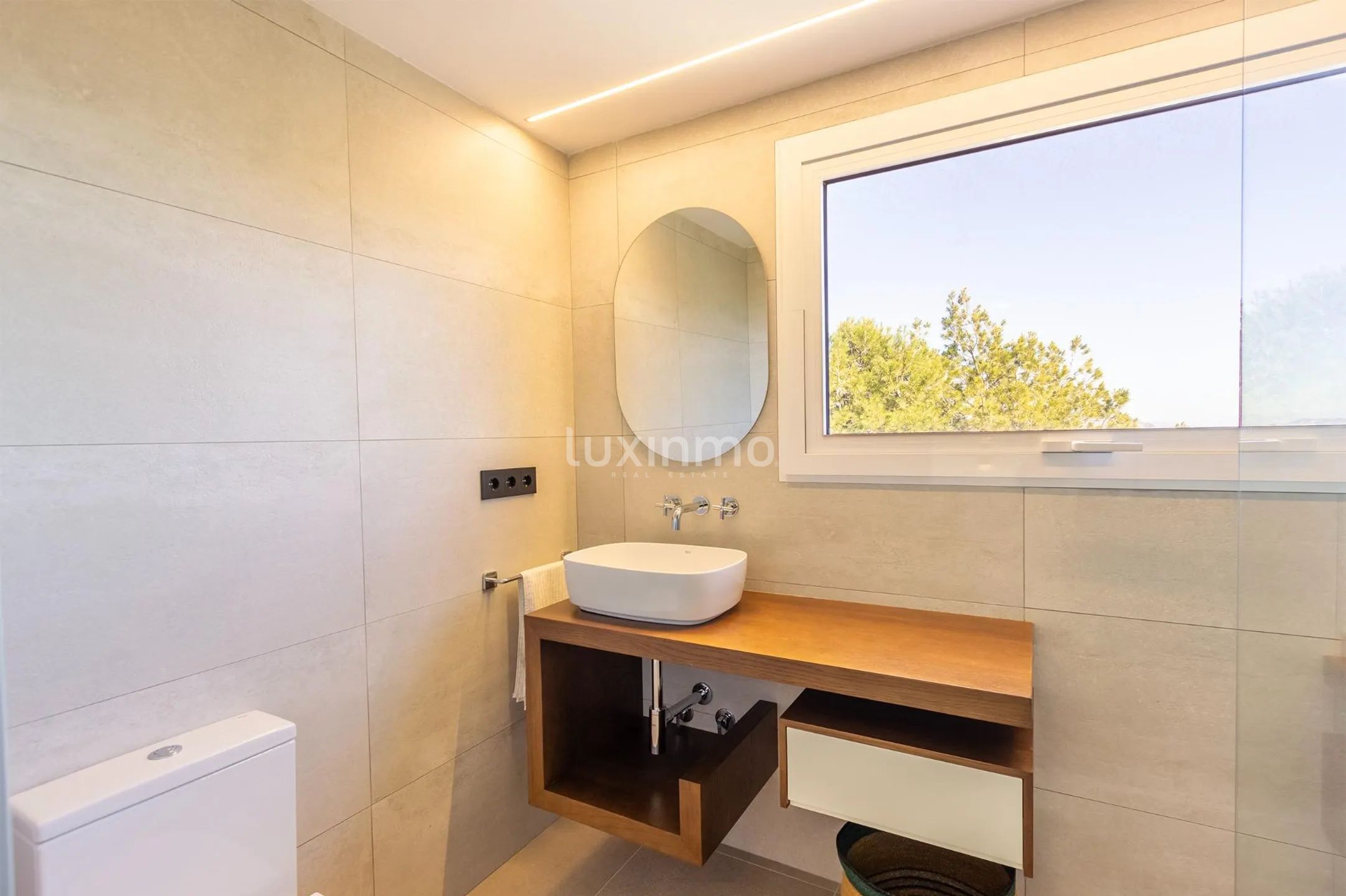 Rental With Option To Buy Modern Townhouse With Perfect View — photo 21
