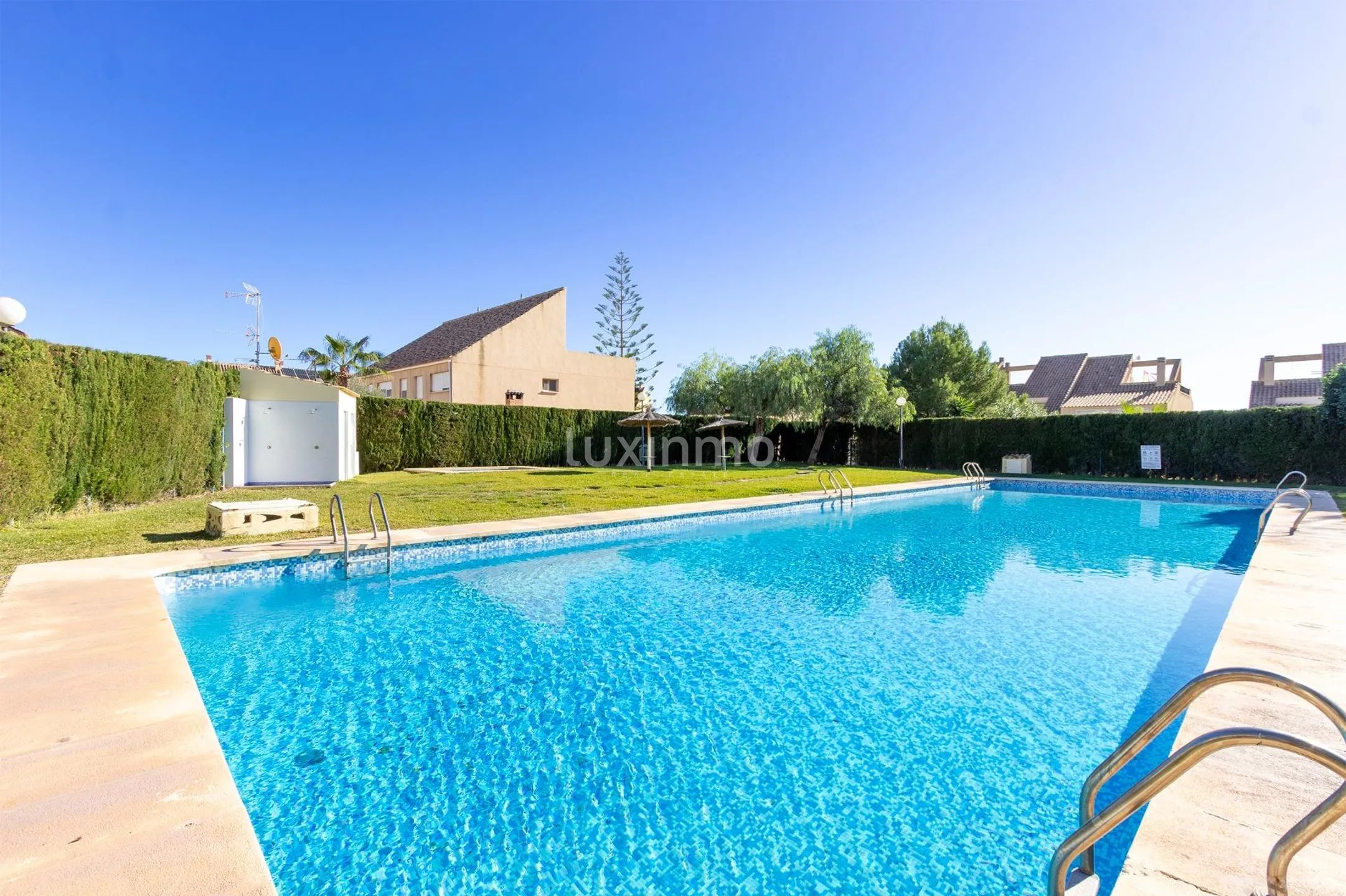 Location avec option d'achat Maison de ville moderne avec vue parfaite — photo 38