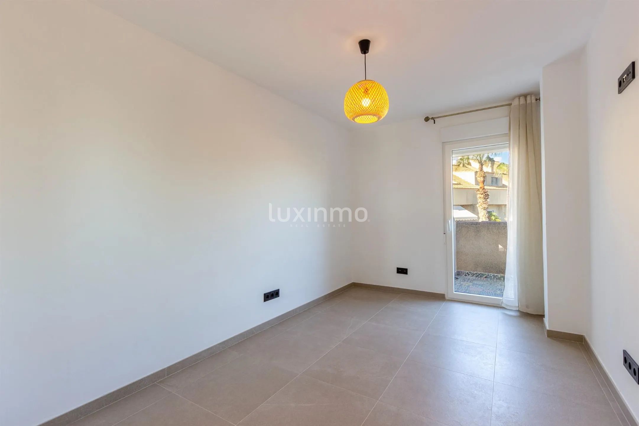 Rental With Option To Buy Modern Townhouse With Perfect View — photo 15