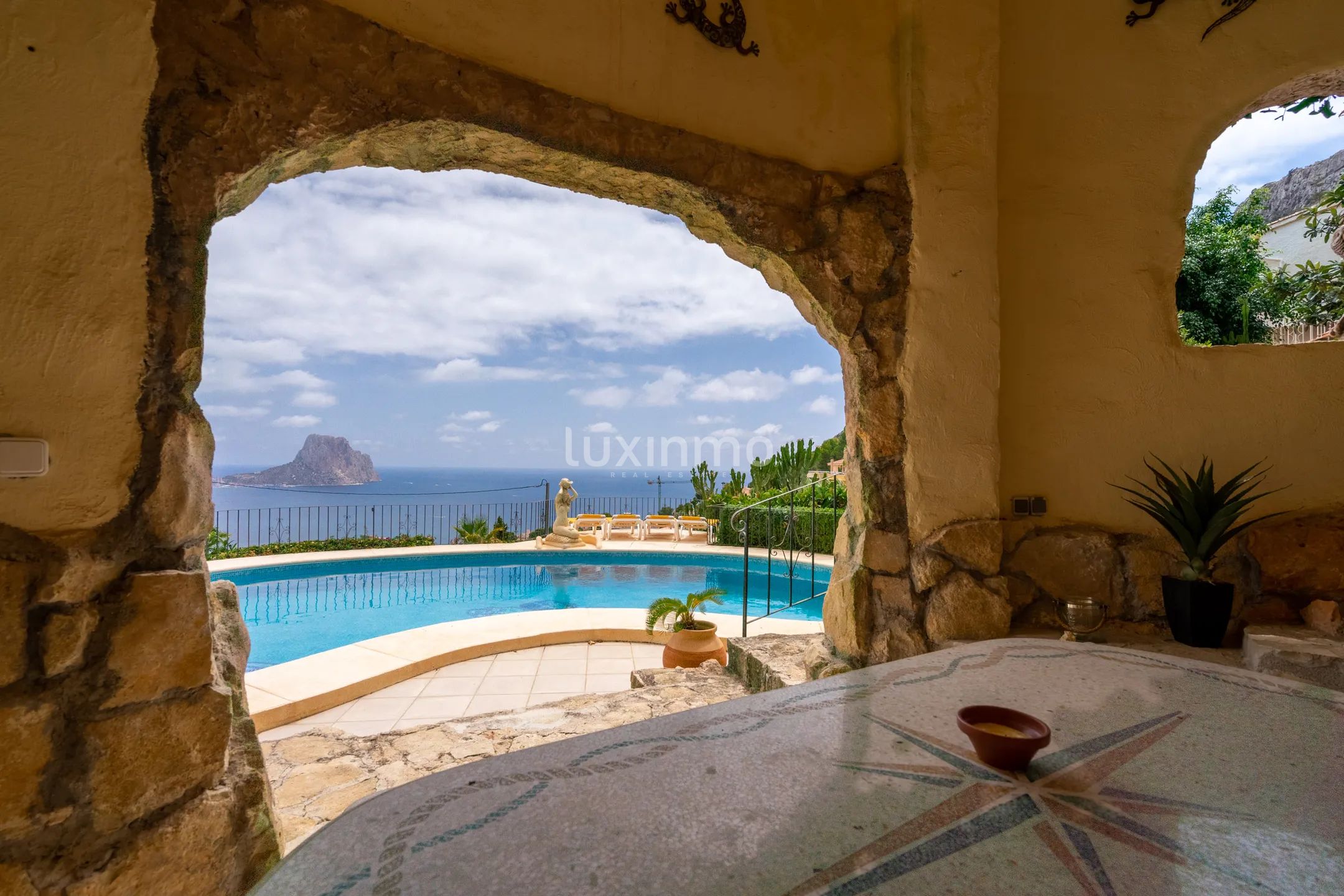 Detached House with Stunning Views in Calpe — photo 32