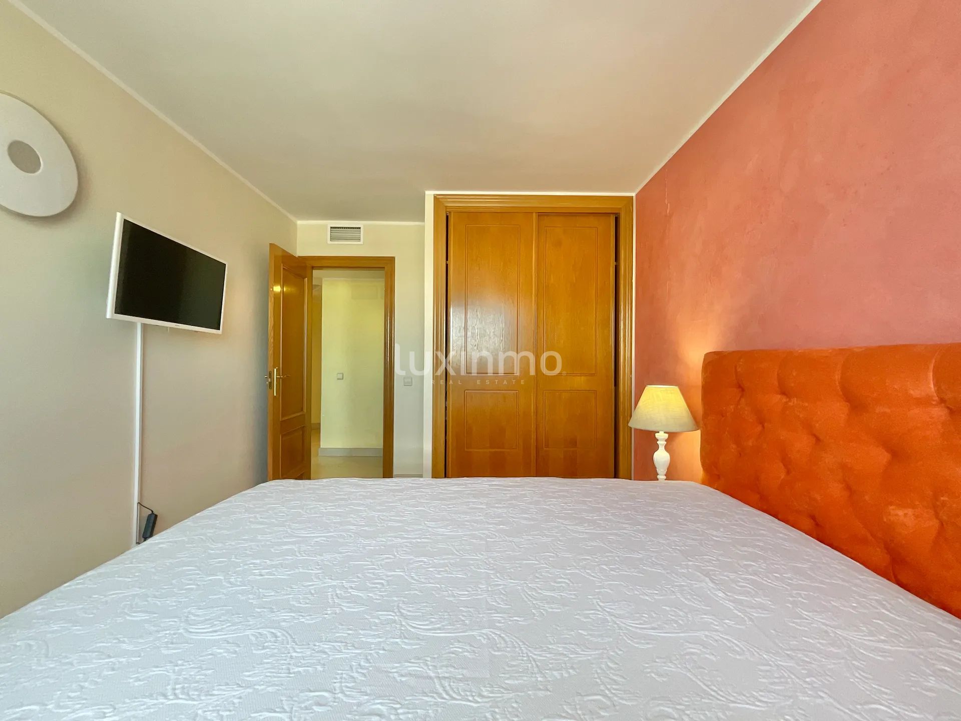 Mediterranean-Style 4-Bedroom Flat with Sea Views for Sale in Marina Botafoc-Talamanca, Ibiza — photo 18