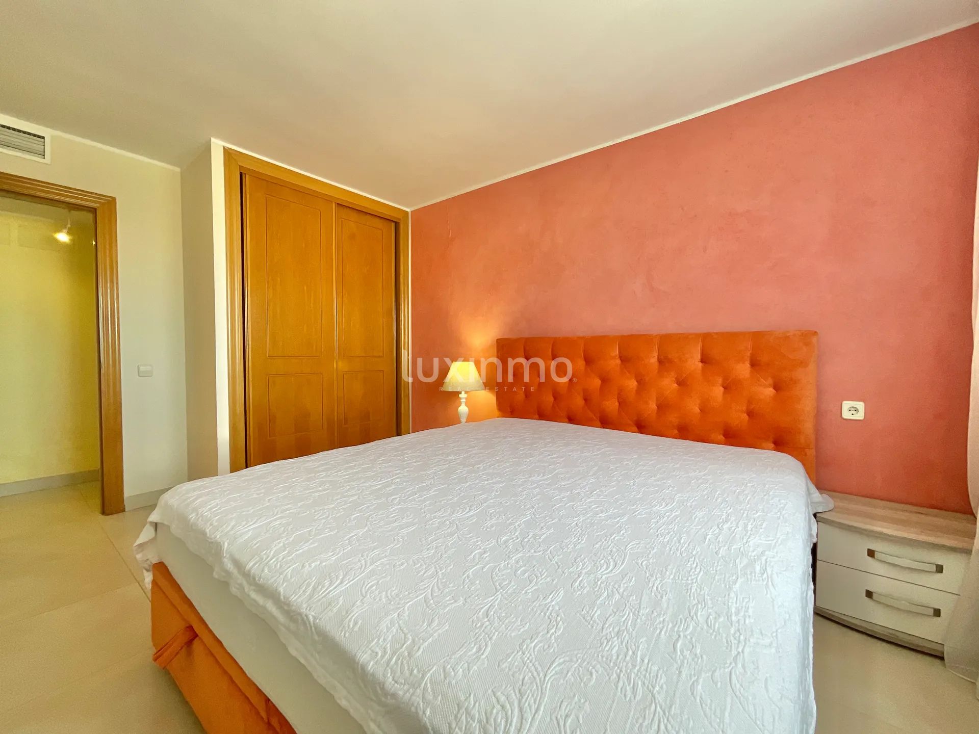 Luxury Flat with Stunning Sea Views in Marina Botafoc-Talamanca — photo 20