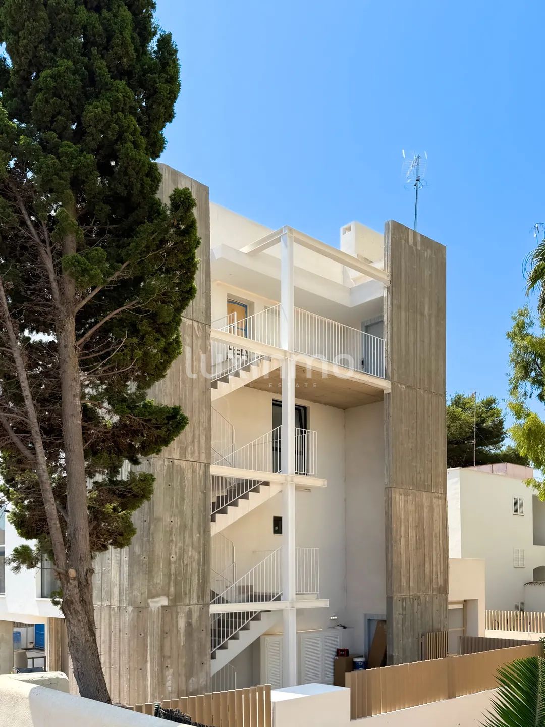 Modern Penthouse in Sant Josep de sa Talaia — photo 2
