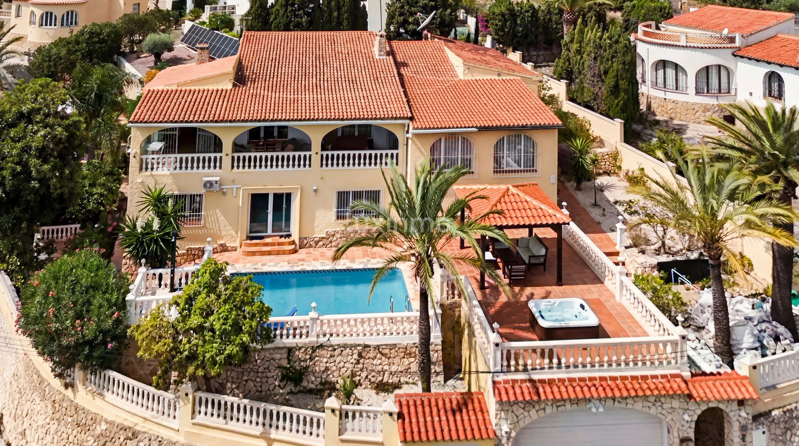 House for sale with sea views in Maryvilla Calpe — photo 2