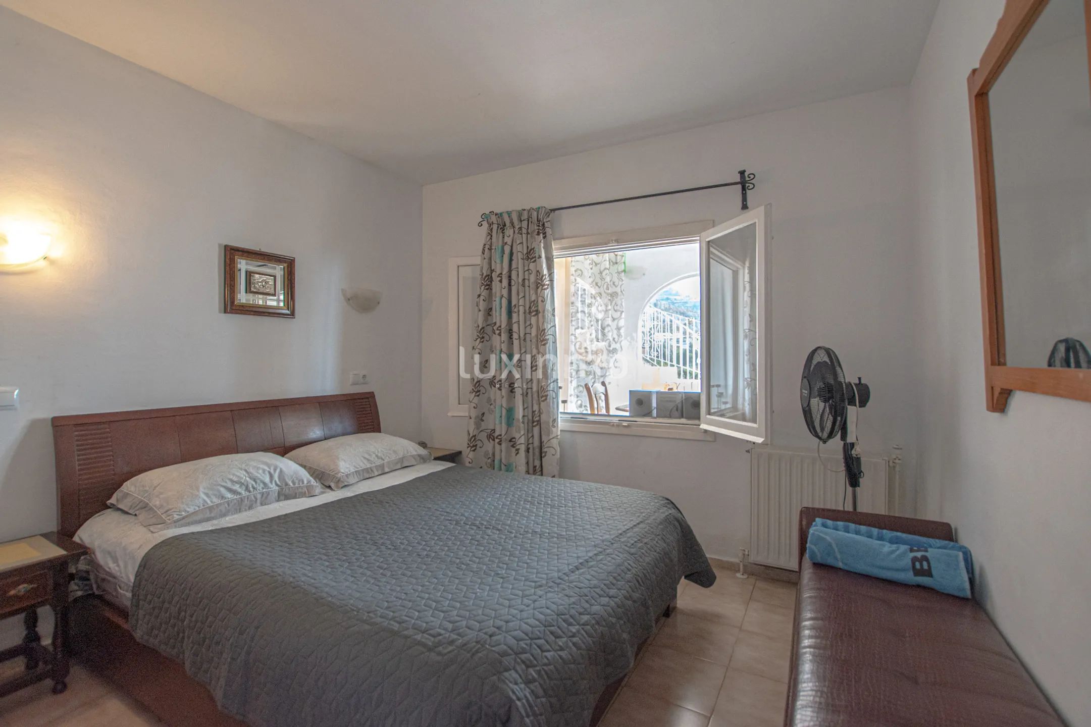 Sea view house for sale in Calpe — photo 15