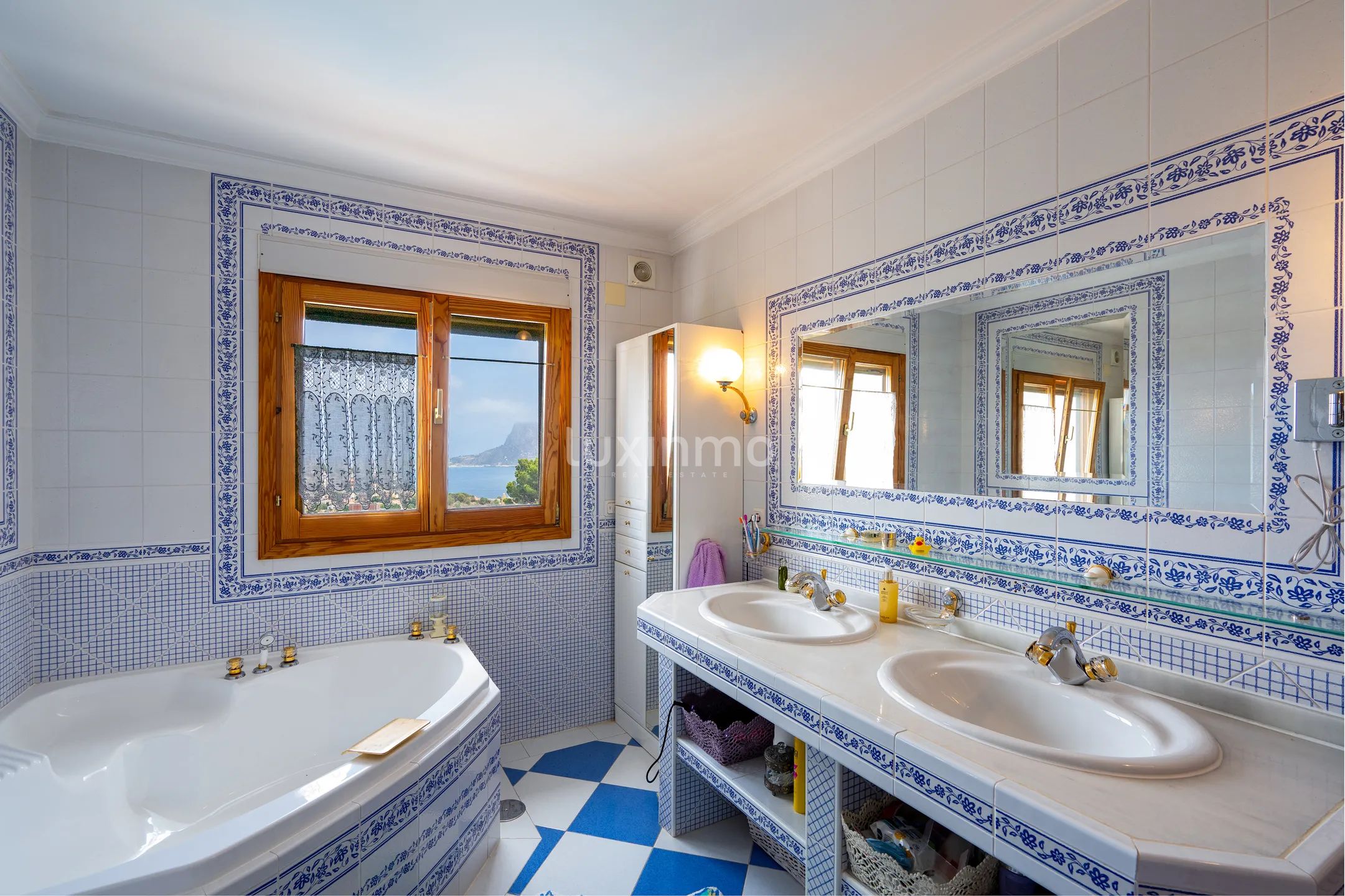 Prachtig vrijstaand huis met 7 slaapkamers en uitzicht op zee in Calpe — photo 21