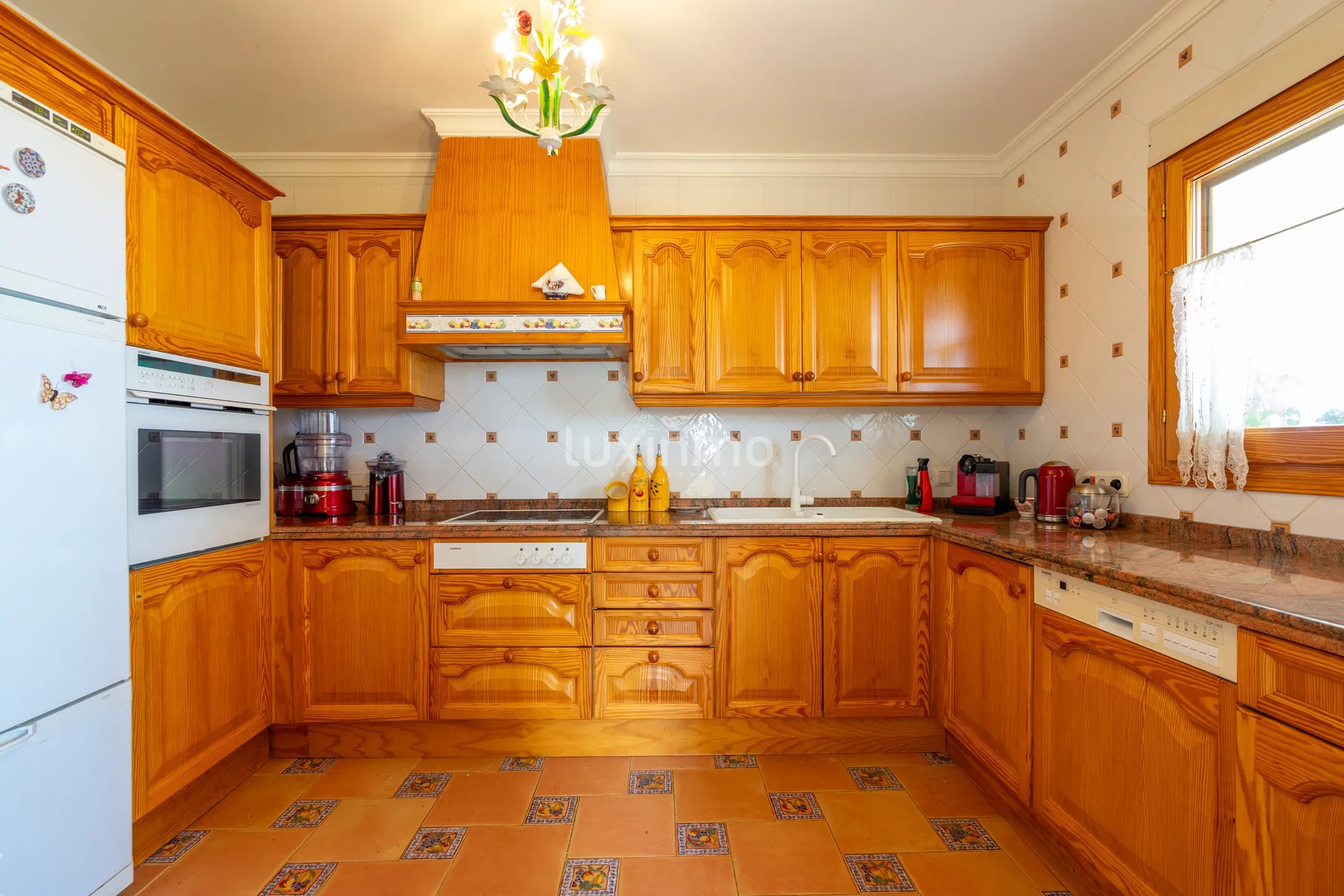 Stunning 7-Bedroom Detached House with Sea Views in Calpe — photo 16