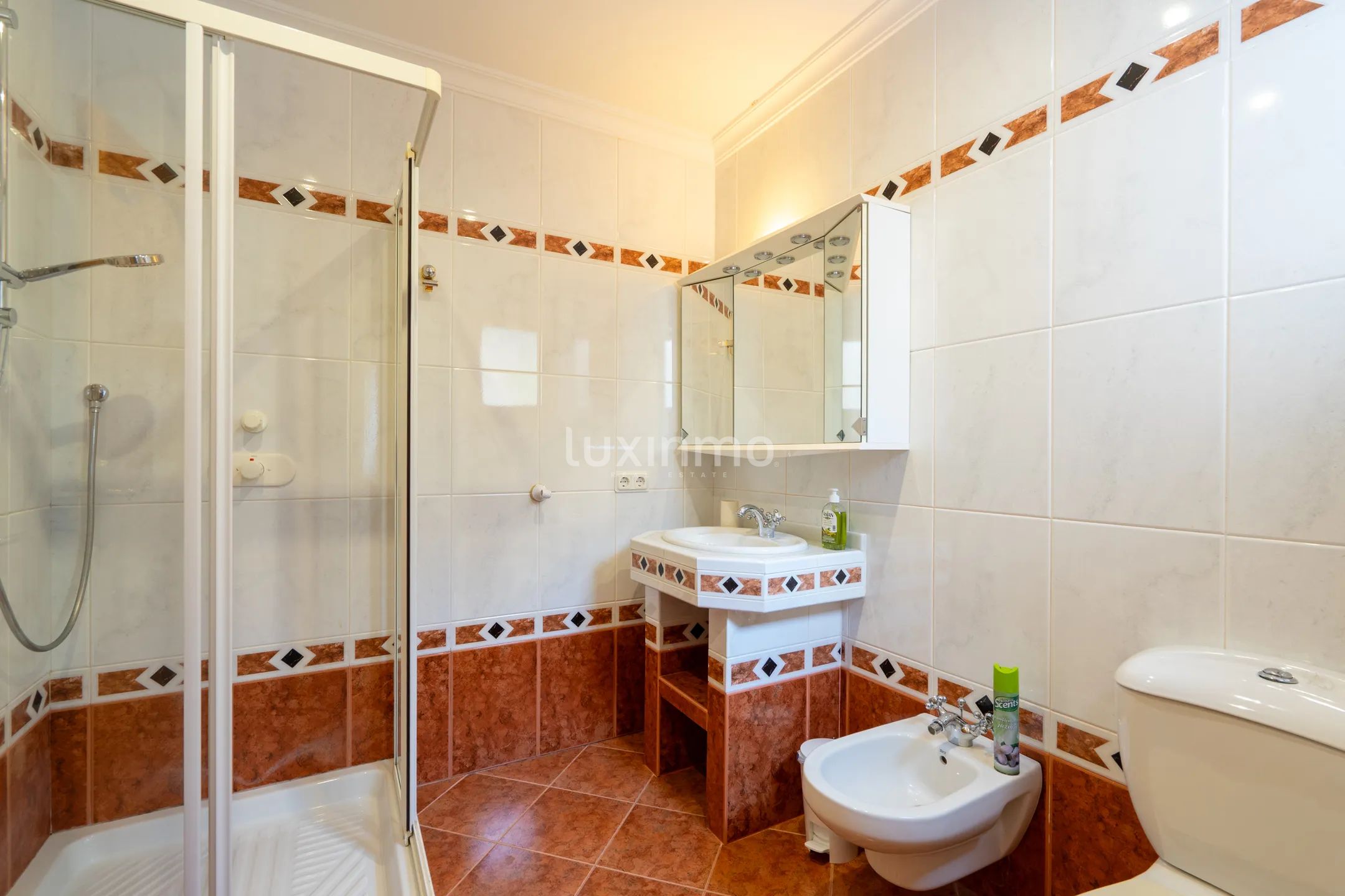 Stunning 7-Bedroom Detached House with Sea Views in Calpe — photo 36