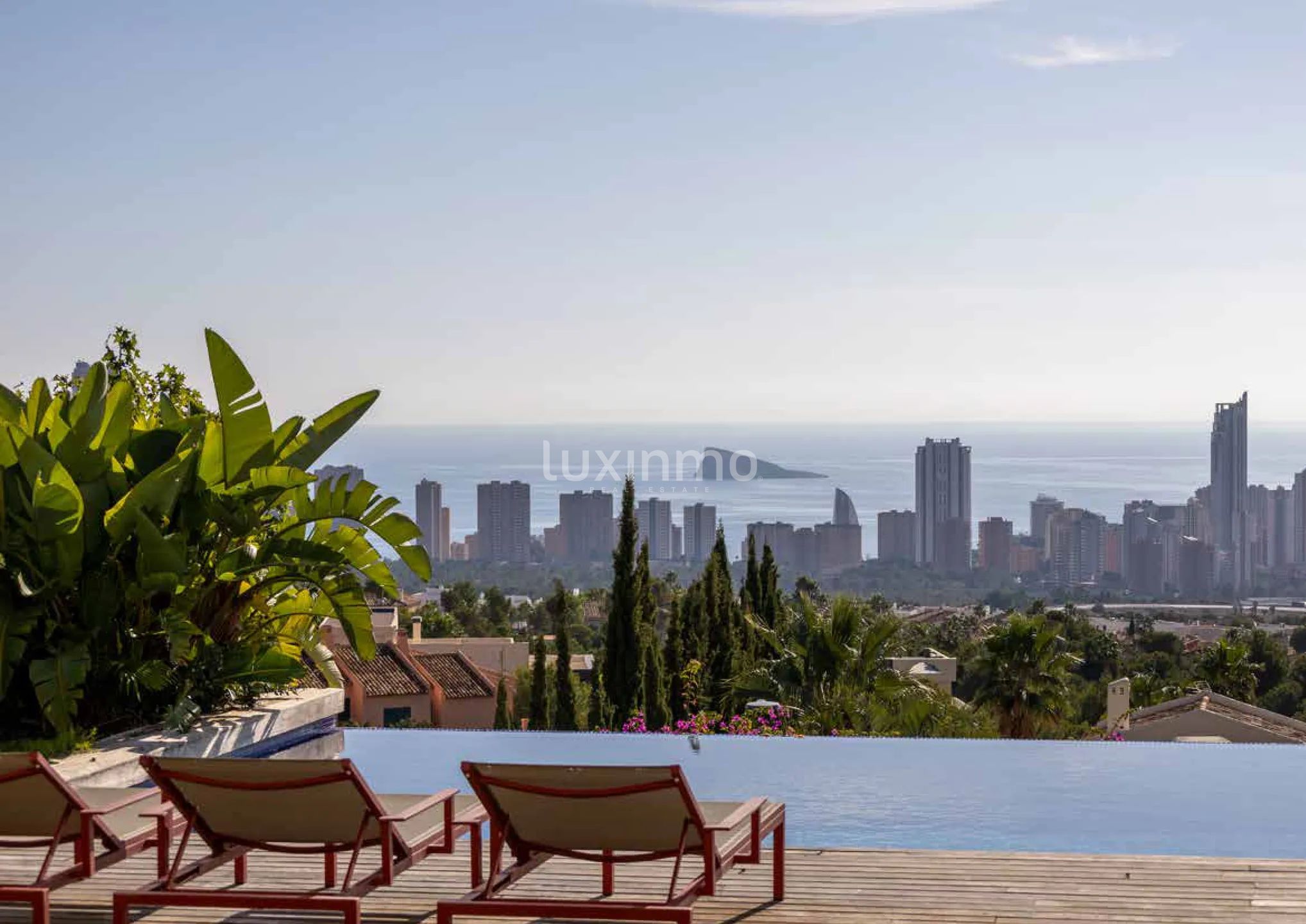 Stunning 5-bedroom detached house with sea views in Finestrat — photo 14