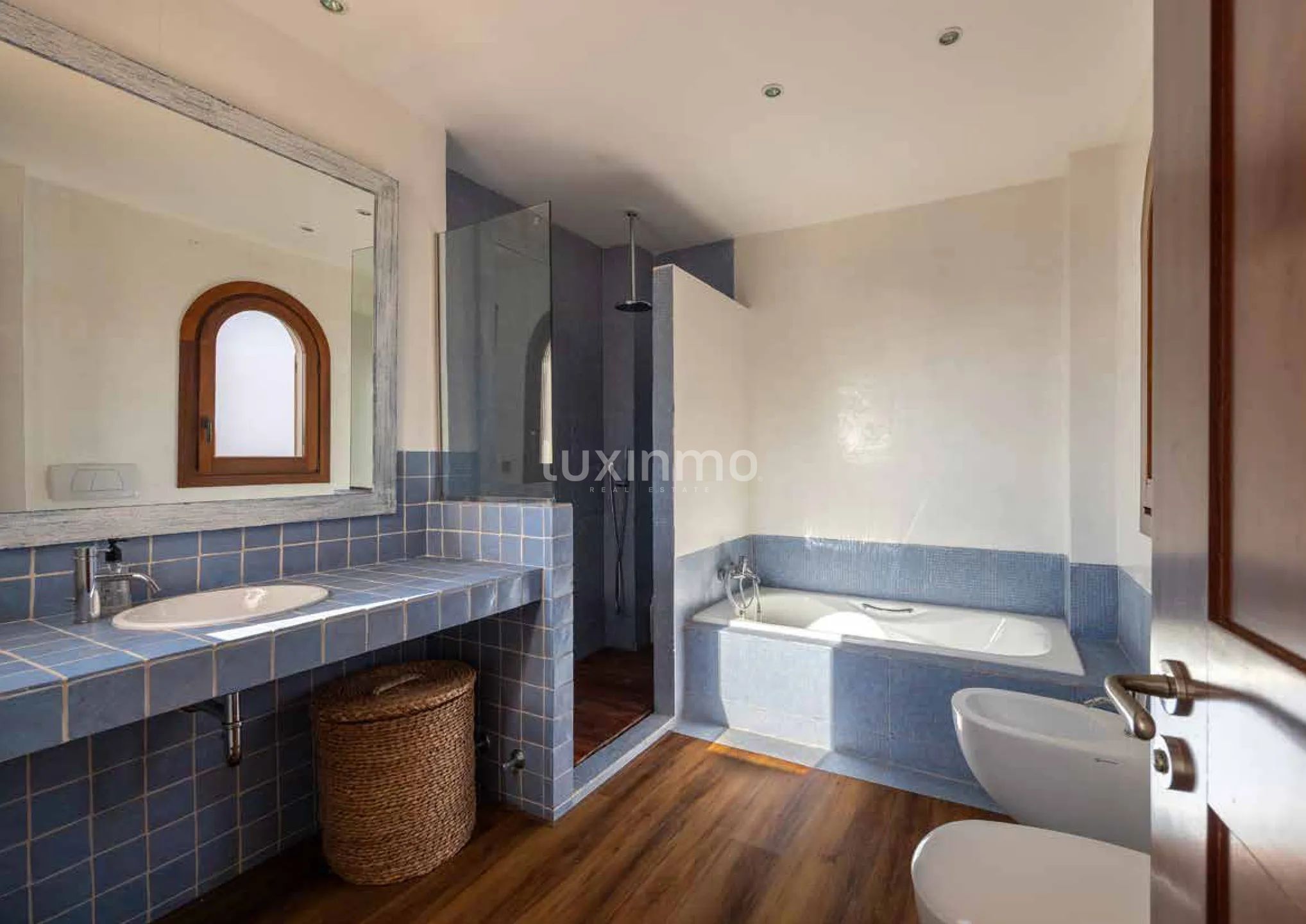 Stunning 5-bedroom detached house with sea views in Finestrat — photo 21