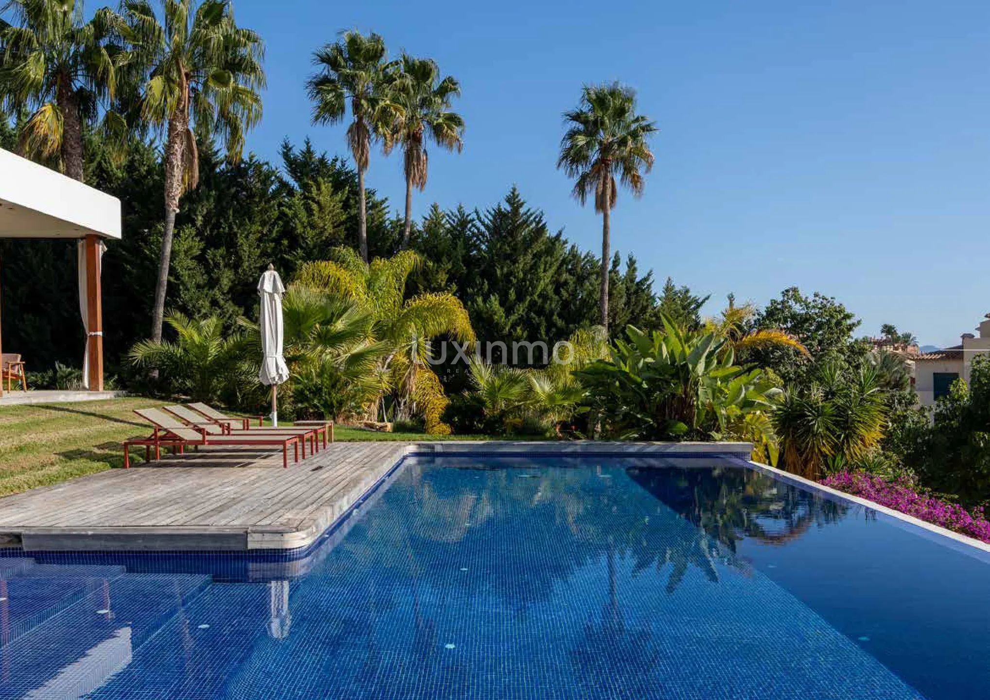 Stunning 5-bedroom detached house with sea views in Finestrat — photo 2