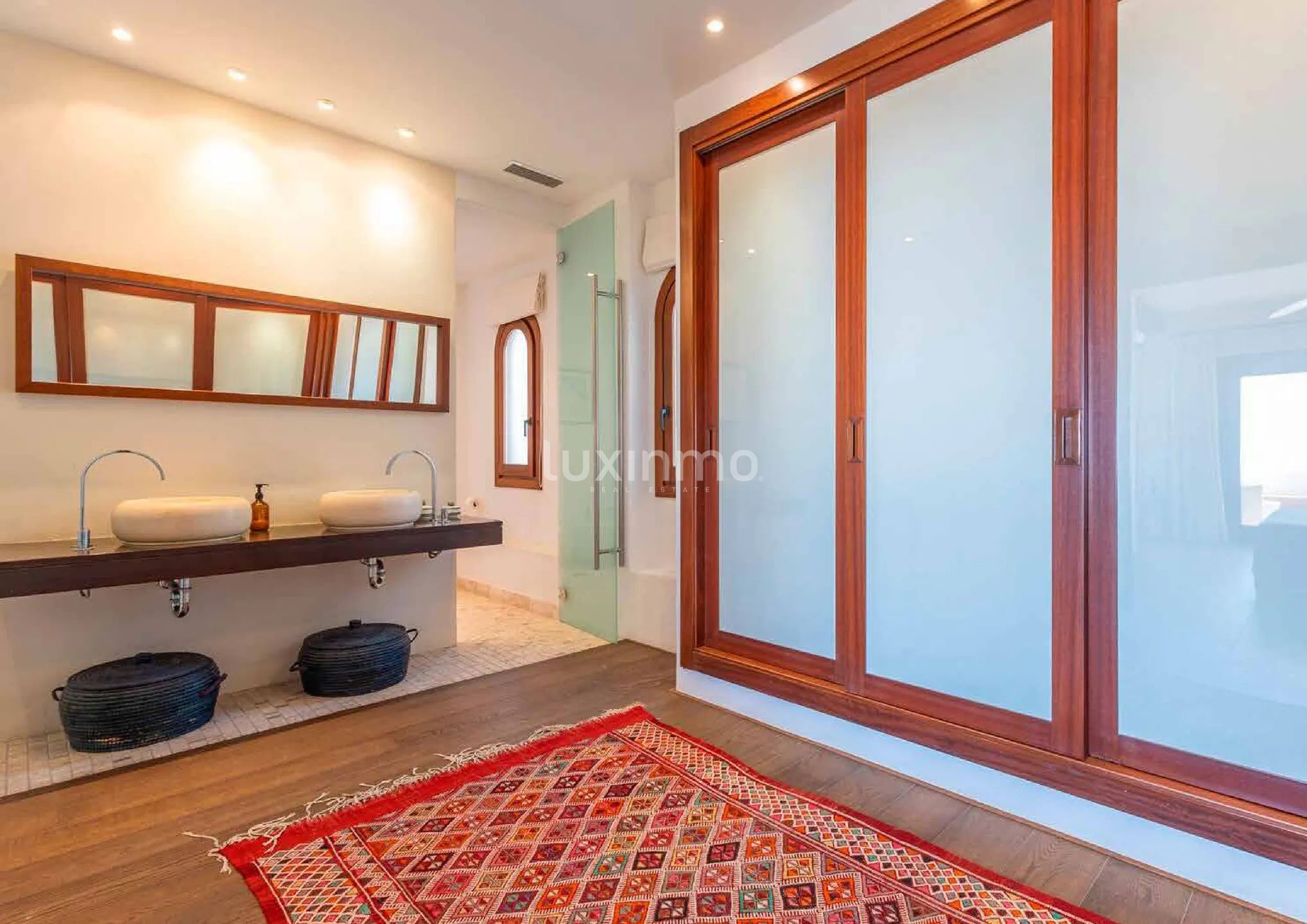 Stunning 5-bedroom detached house with sea views in Finestrat — photo 20