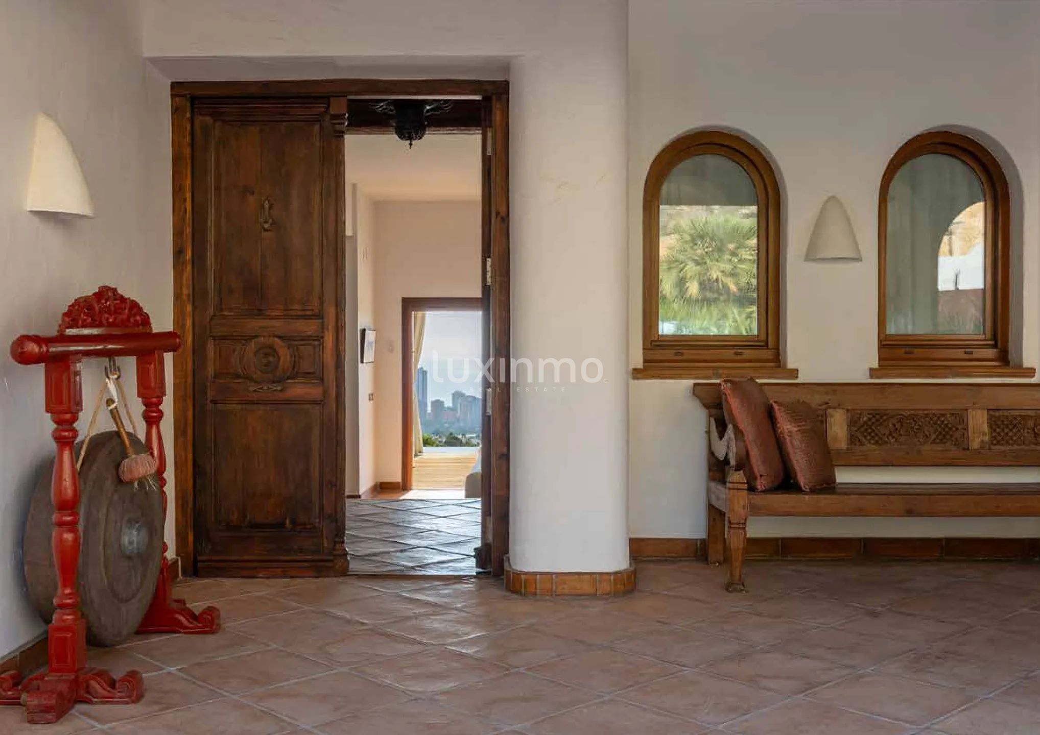 Stunning 5-bedroom detached house with sea views in Finestrat — photo 3