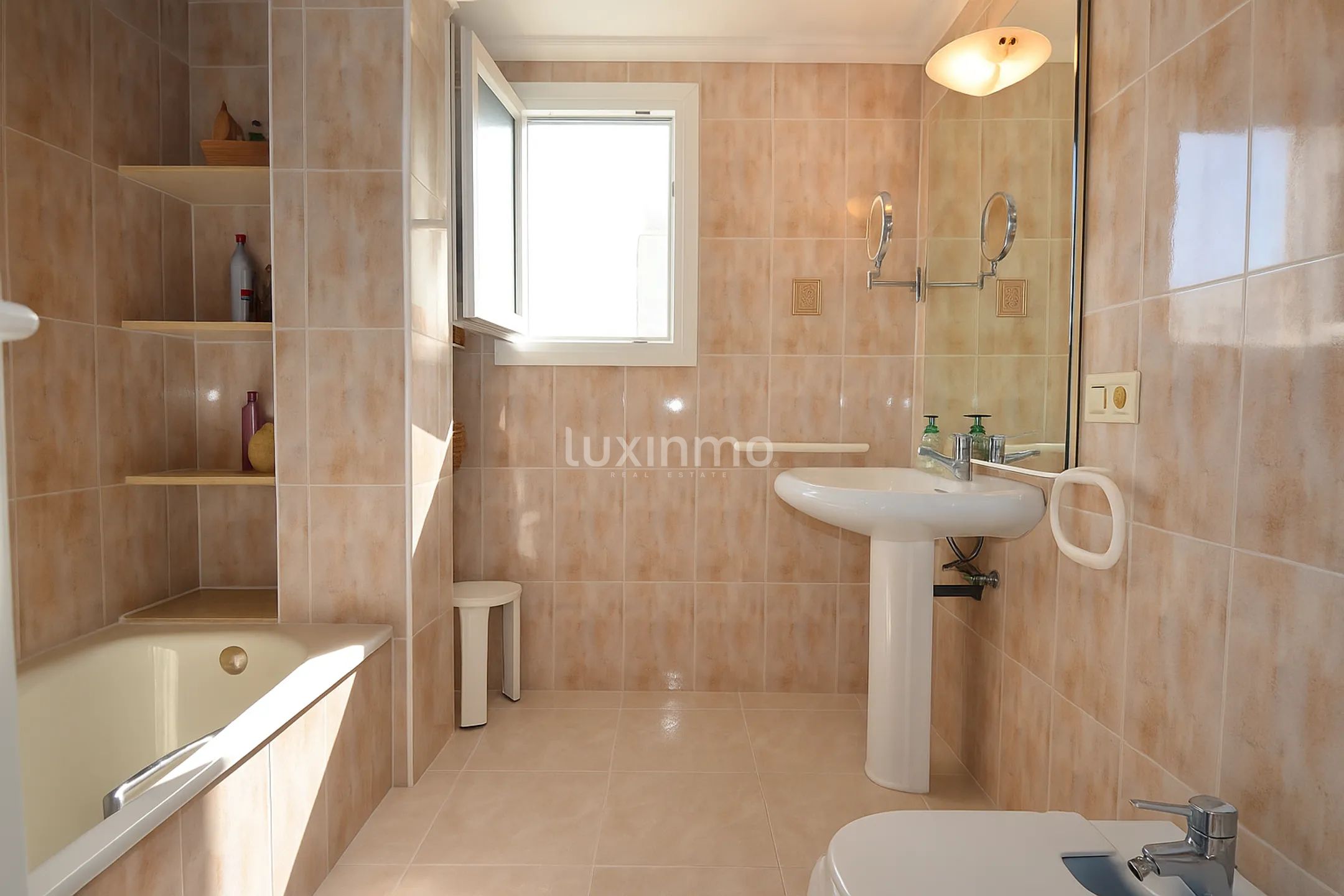 Mieszkanie położone w drugiej linii brzegowej obok La Siesta w Javea — photo 13