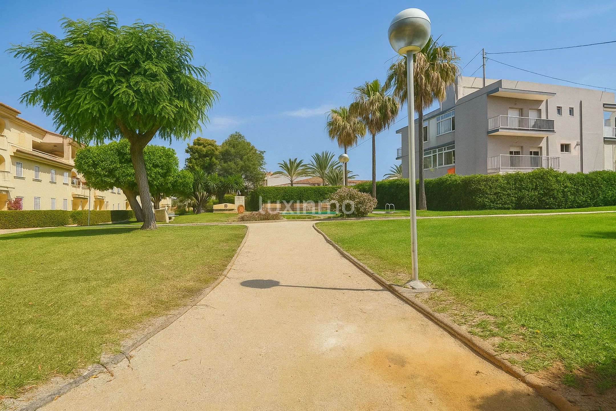 Mieszkanie położone w drugiej linii brzegowej obok La Siesta w Javea — photo 20