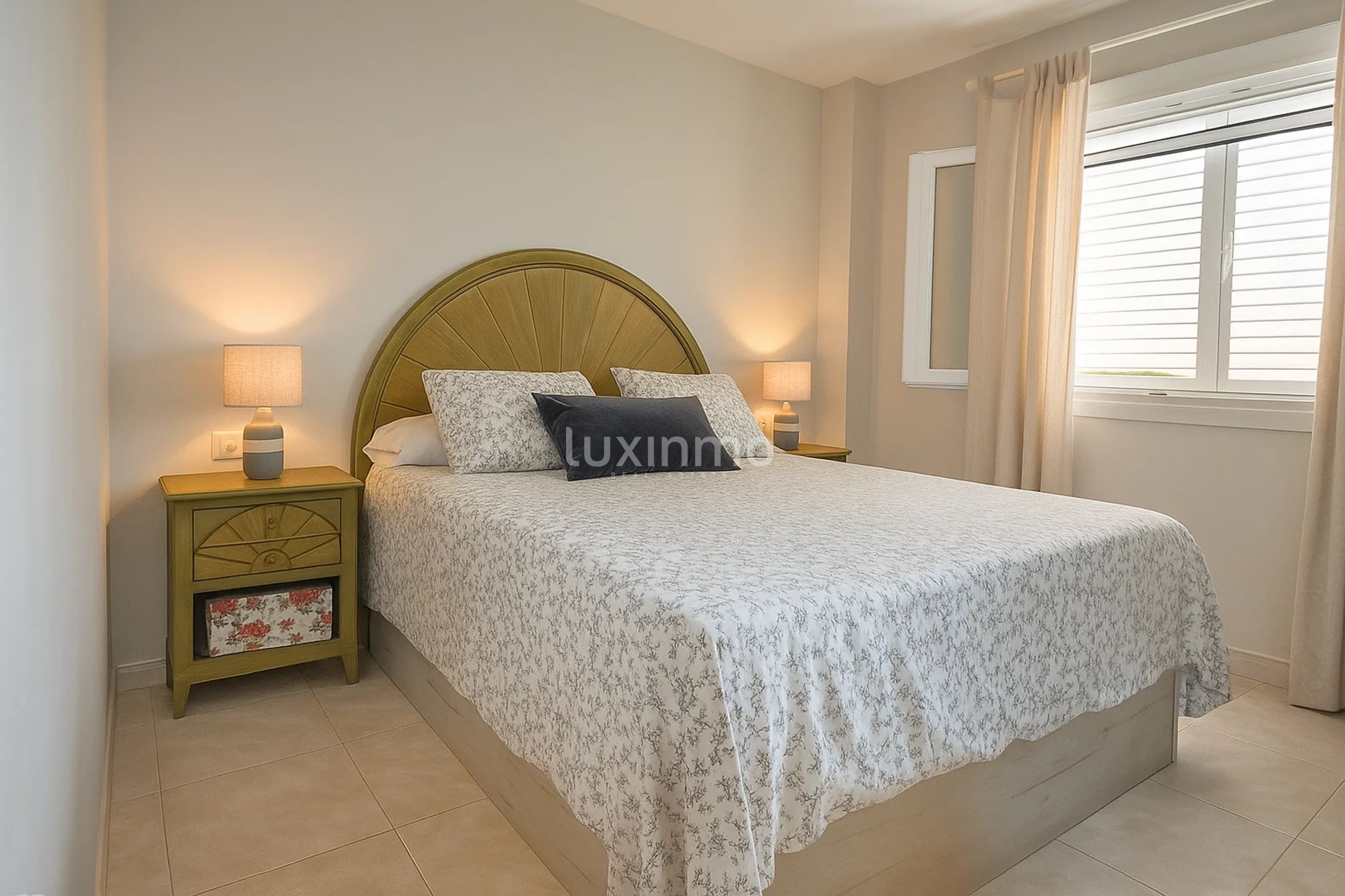 Flat situated in second sea line next to La Siesta in Javea — photo 11