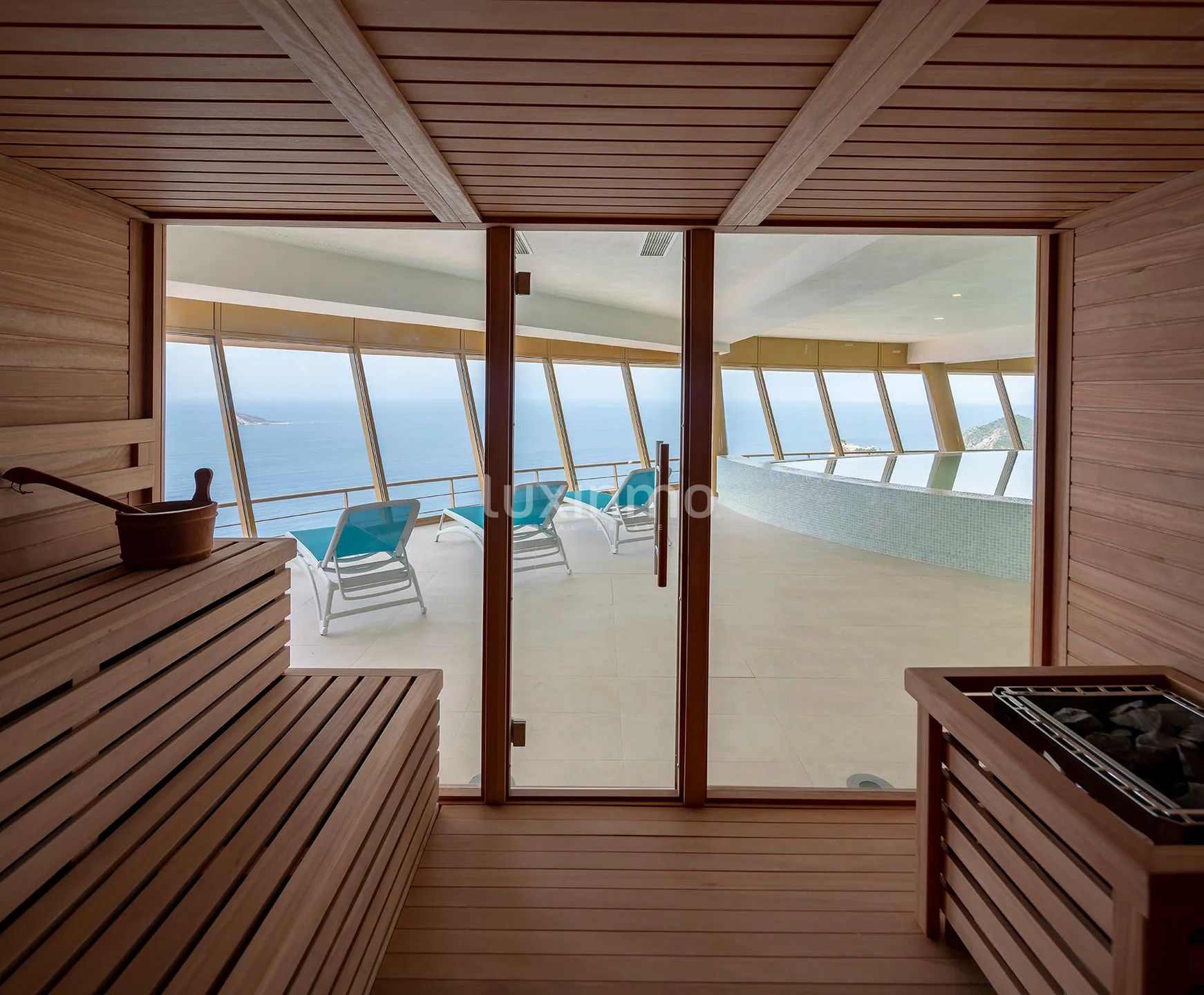 Flat for sale with sea views in Benidorm — photo 27