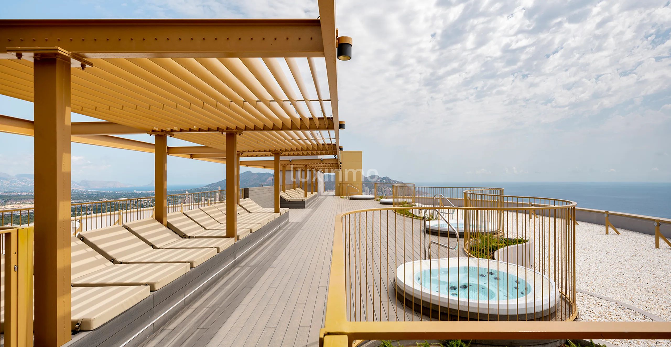 Flat for sale with sea views in Benidorm — photo 28
