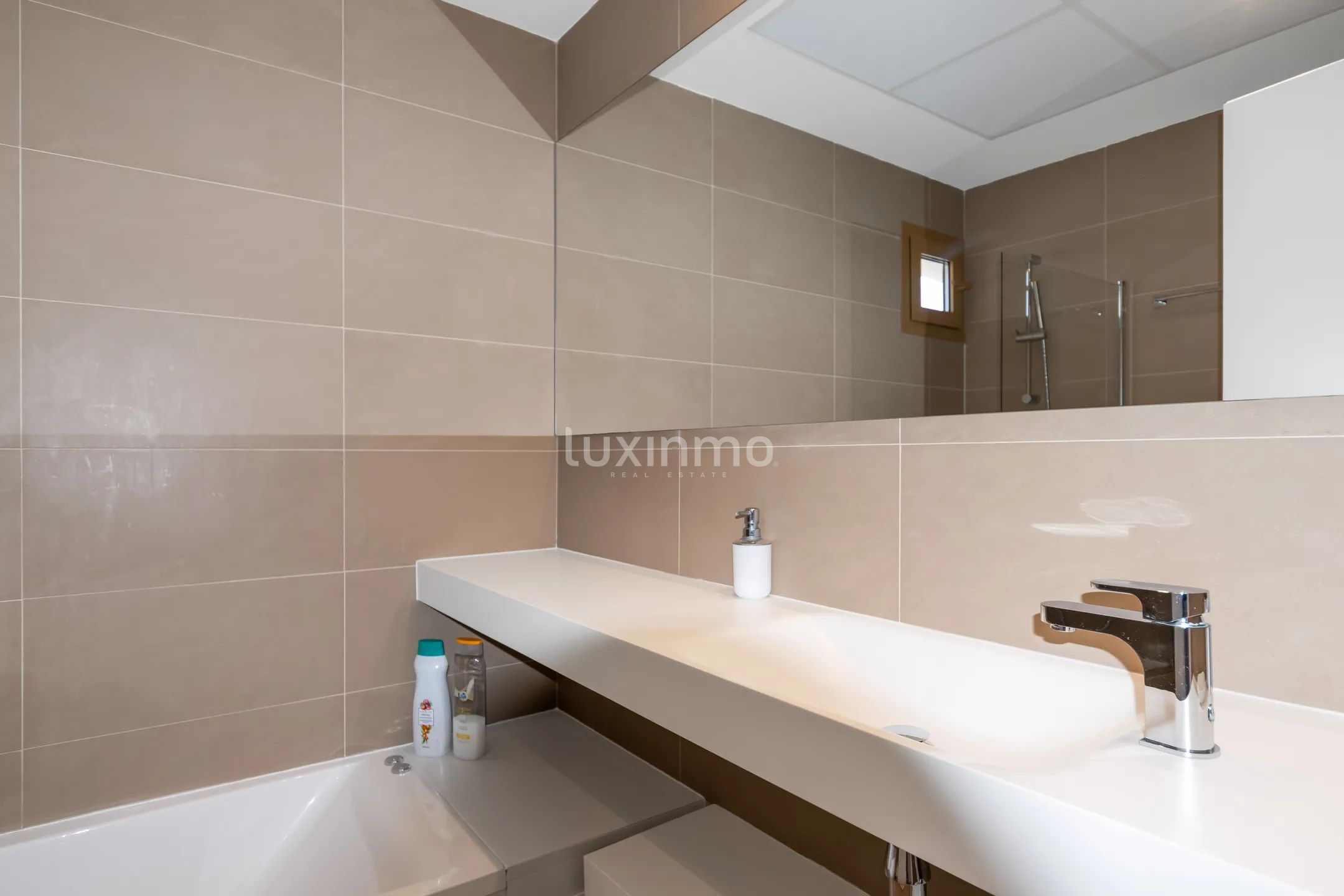Flat for sale with sea views in Benidorm — photo 16