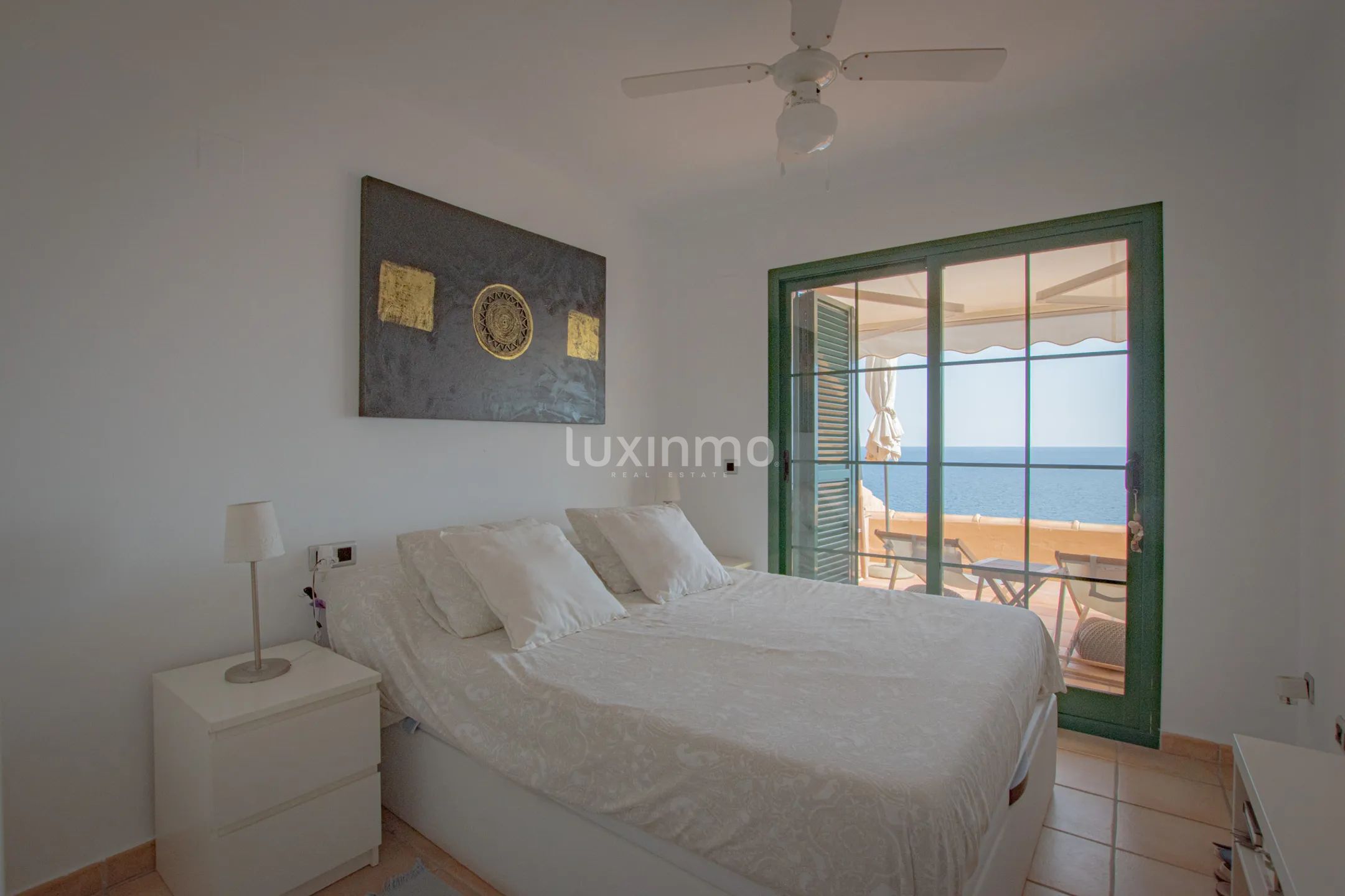 Flat for rent with open sea view in Mascarat — photo 16