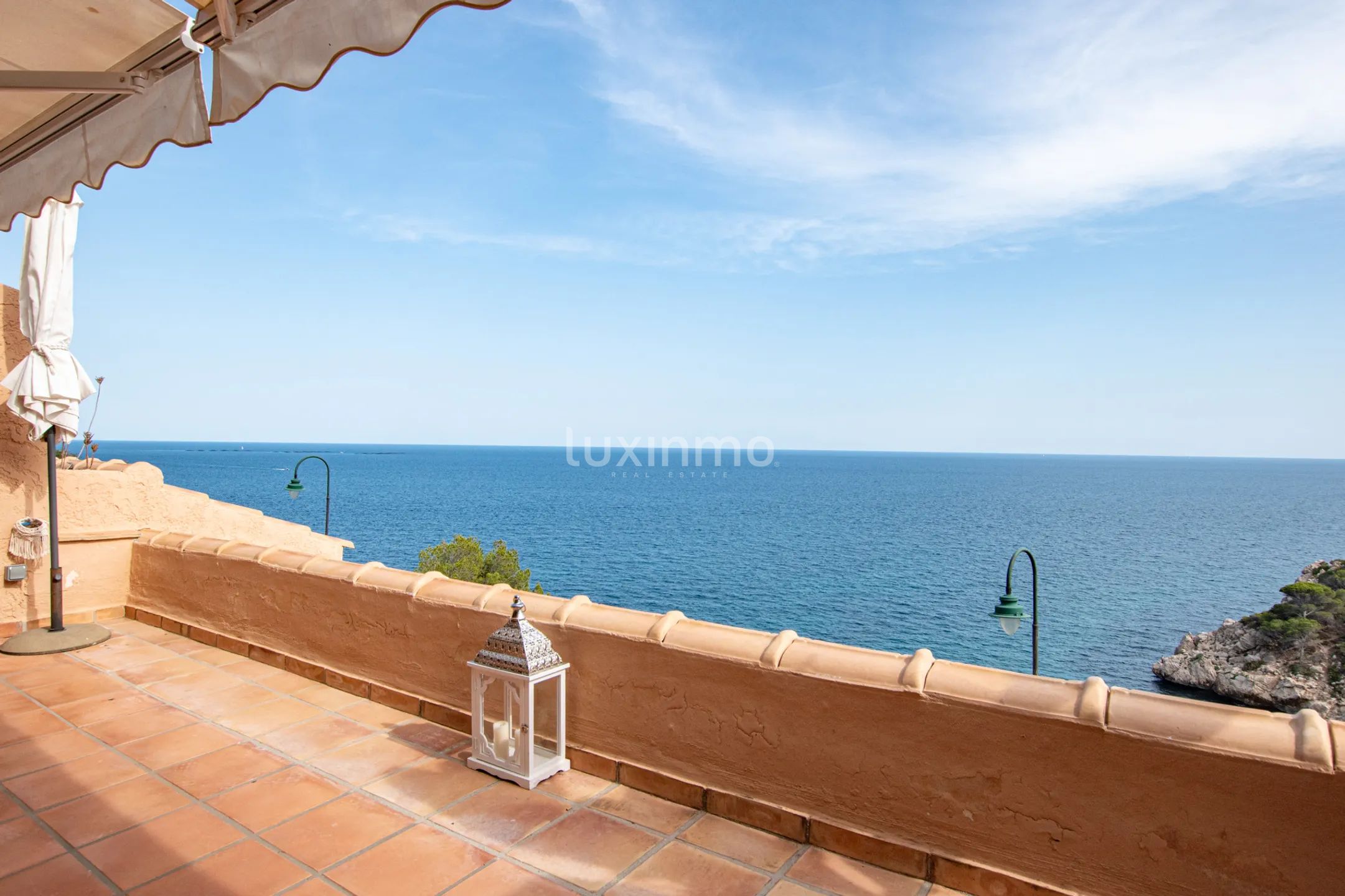 Flat for rent with open sea view in Mascarat — photo 2