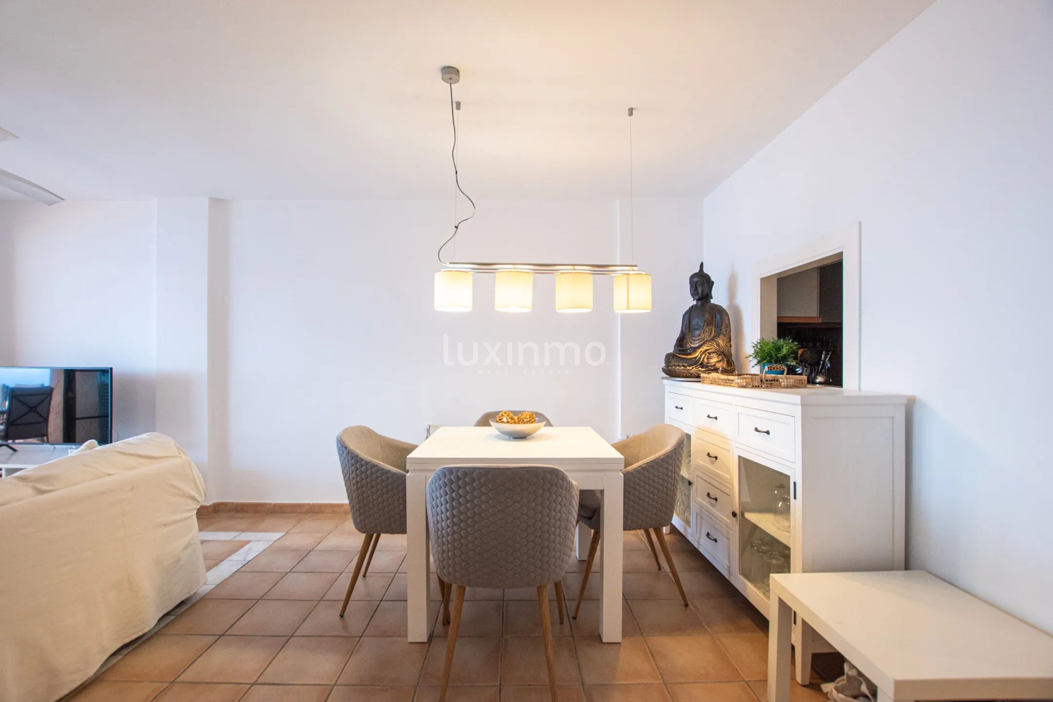 Flat for rent with open sea view in Mascarat — photo 9