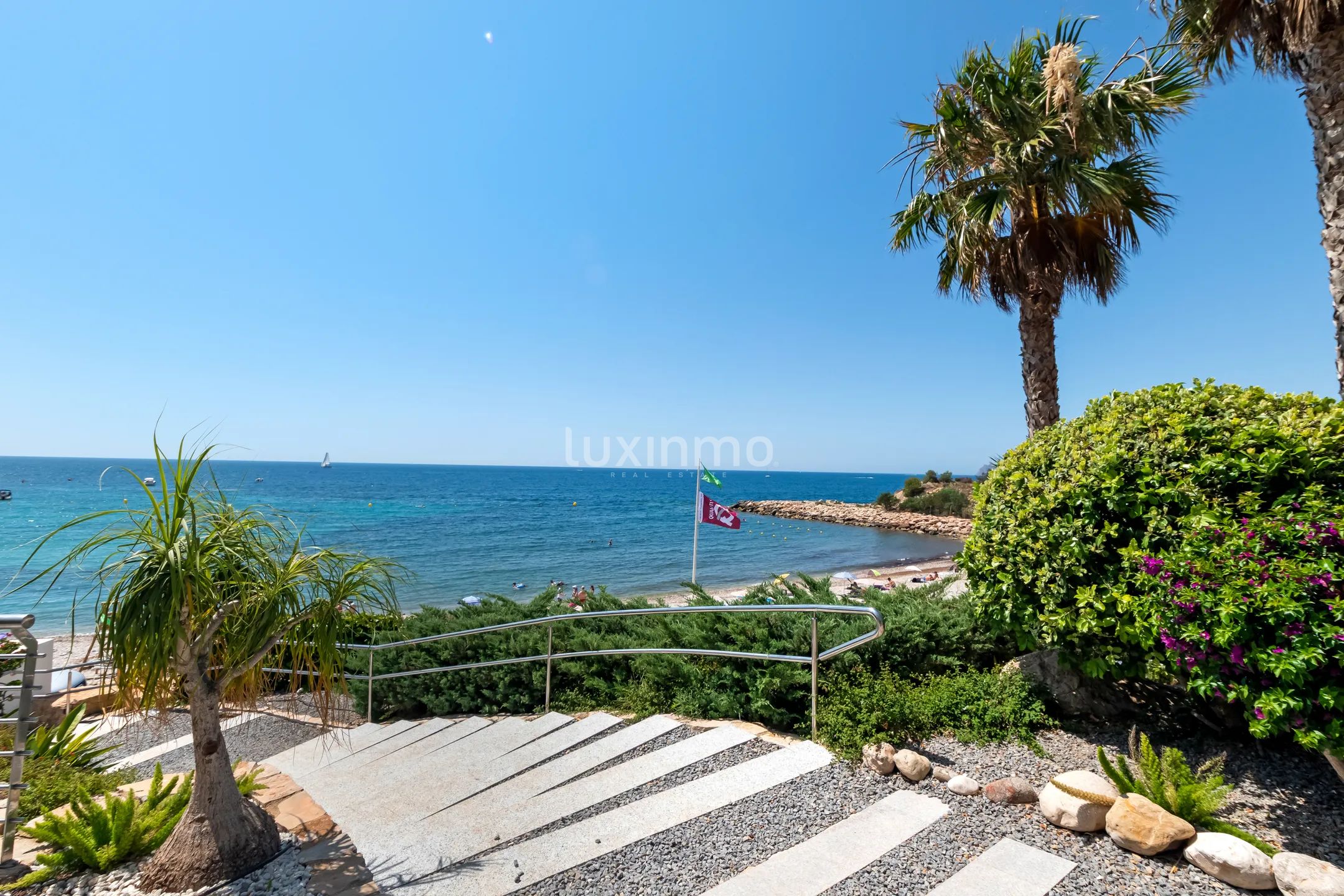 Appartement à louer avec vue spectaculaire sur la mer — photo 25