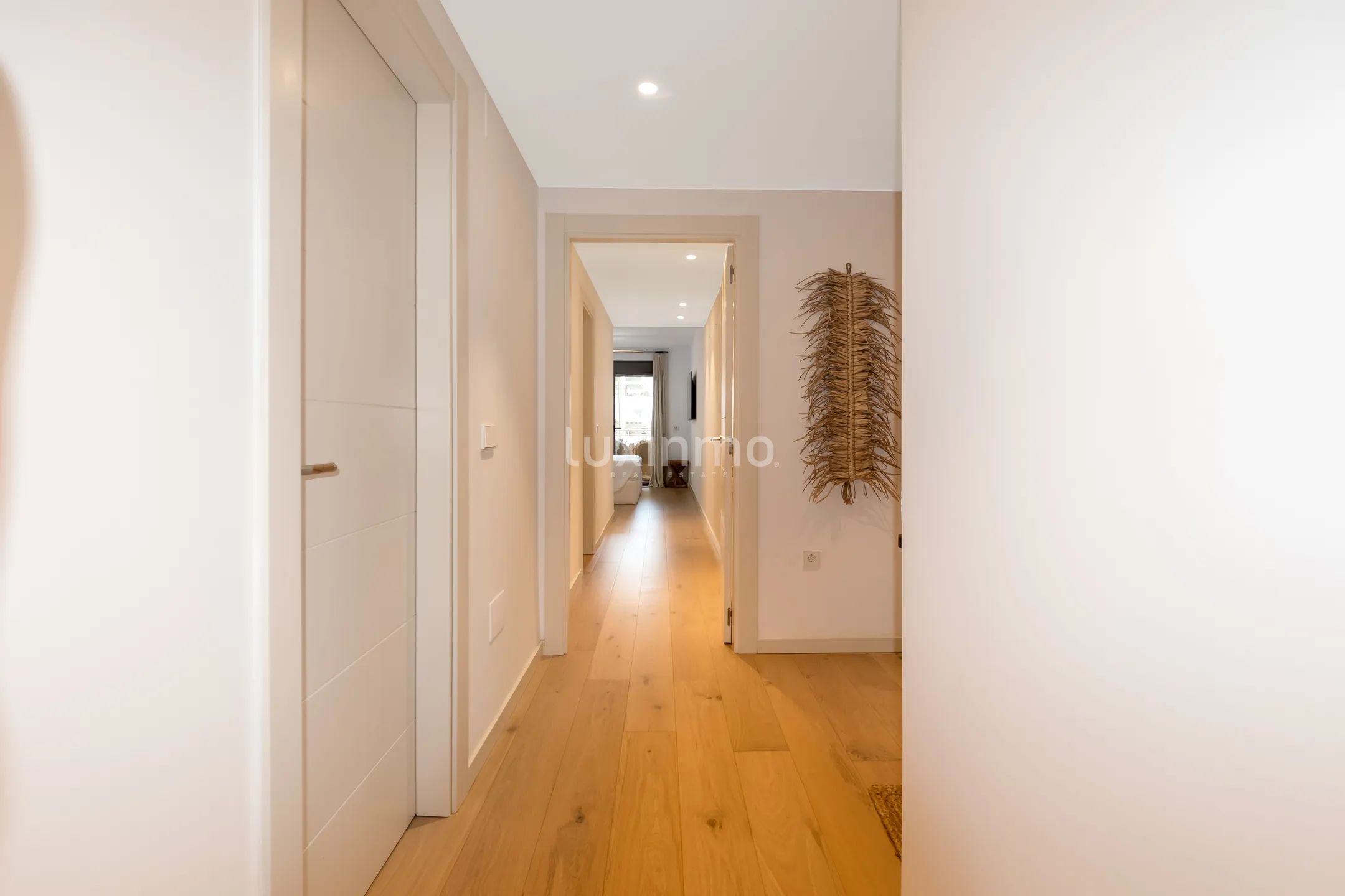 Appartement à louer avec vue spectaculaire sur la mer — photo 13