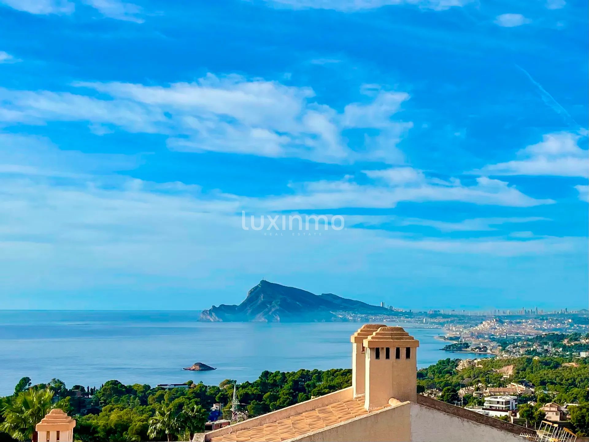 Charmant Mediterraans rijtjeshuis met 3 slaapkamers en uitzicht op zee in Altea Hills — photo 1
