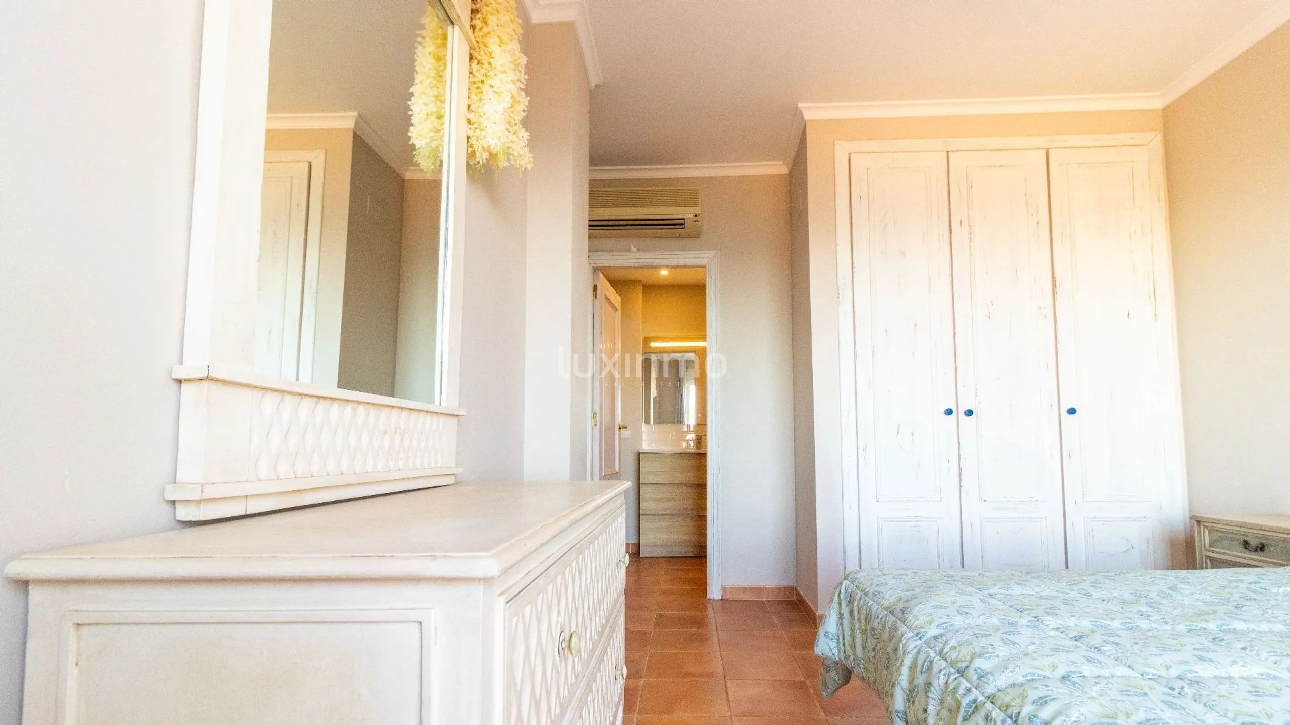 Charmant Mediterraans rijtjeshuis met 3 slaapkamers en uitzicht op zee in Altea Hills — photo 23