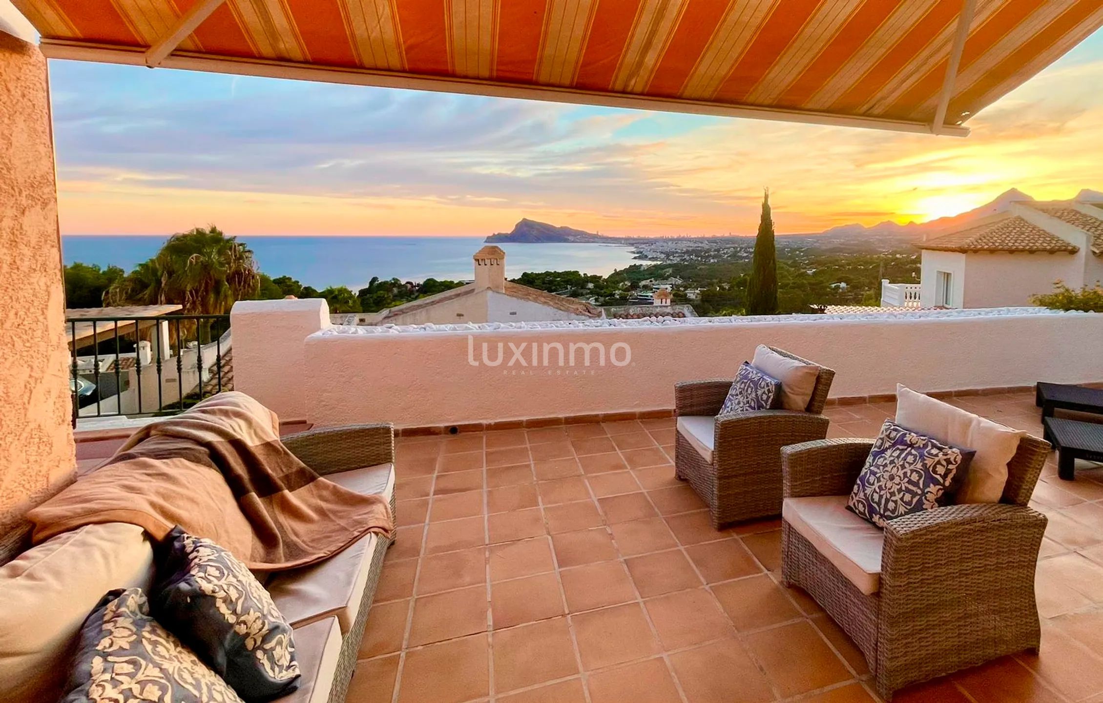 Charmant Mediterraans rijtjeshuis met 3 slaapkamers en uitzicht op zee in Altea Hills — photo 7