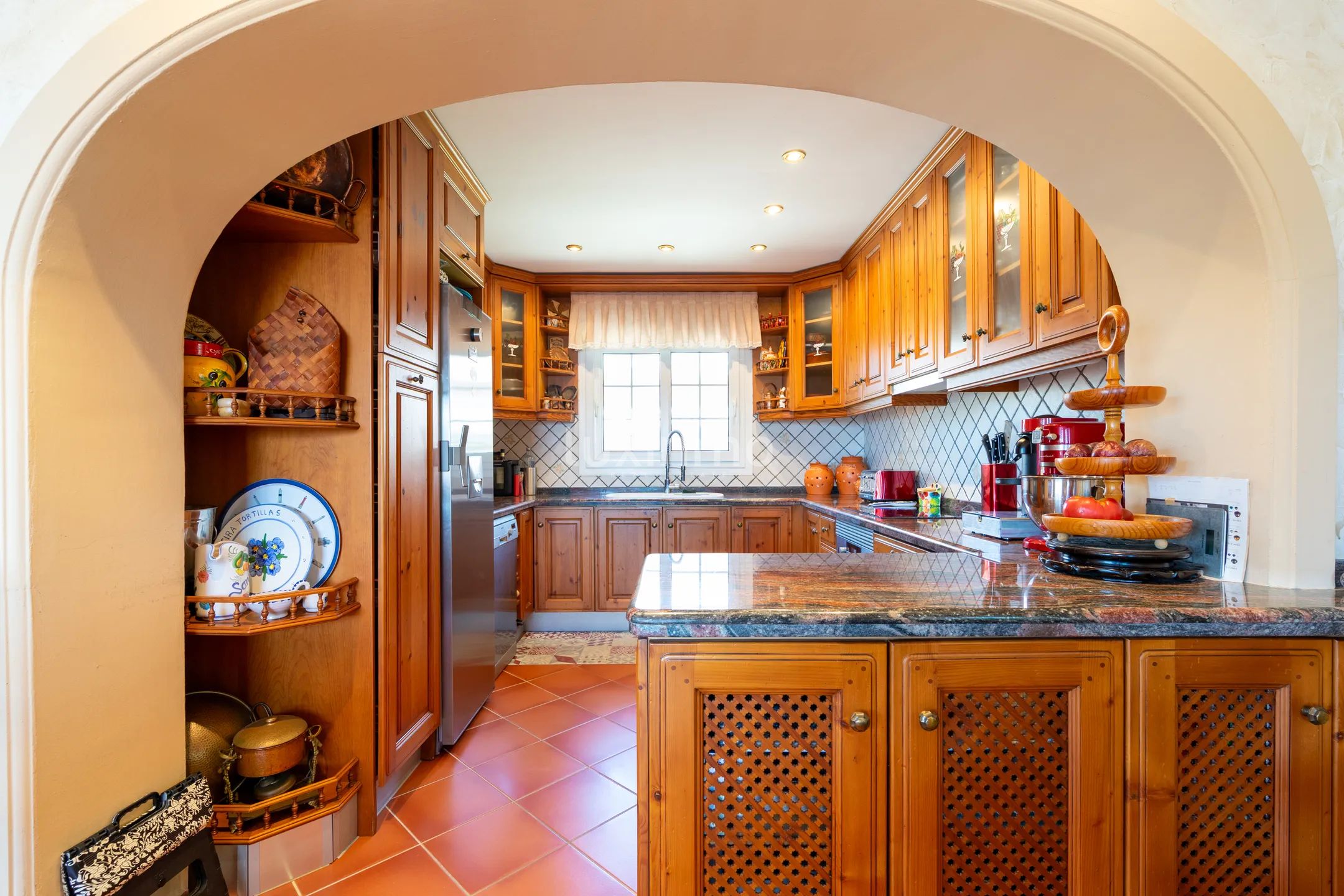 Stunning 4-Bedroom Detached House with Sea & Mountain Views in Benissa Costa — photo 17